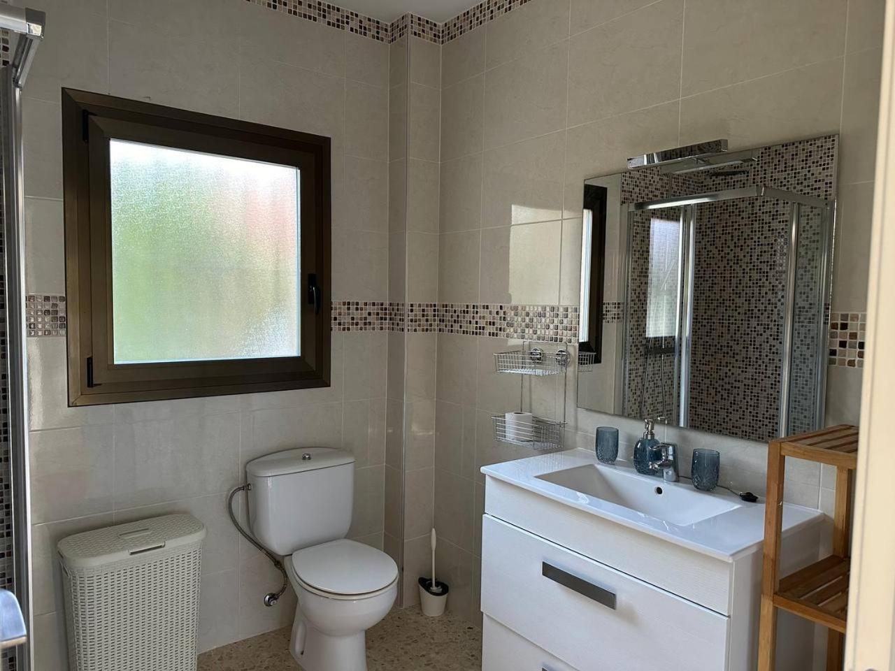 Chalet Los Almendros con piscina privada
