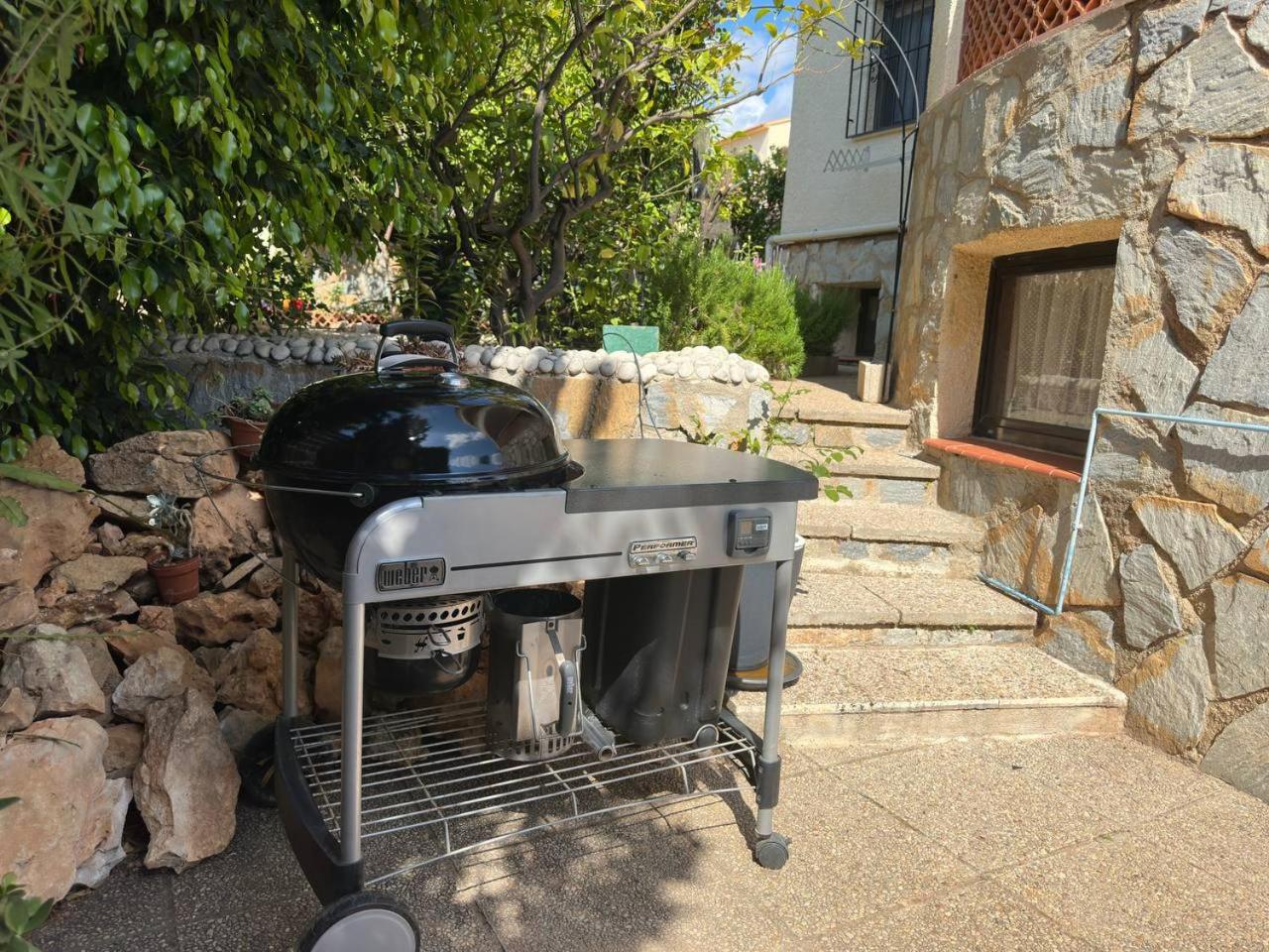 Chalet Los Almendros con piscina privada