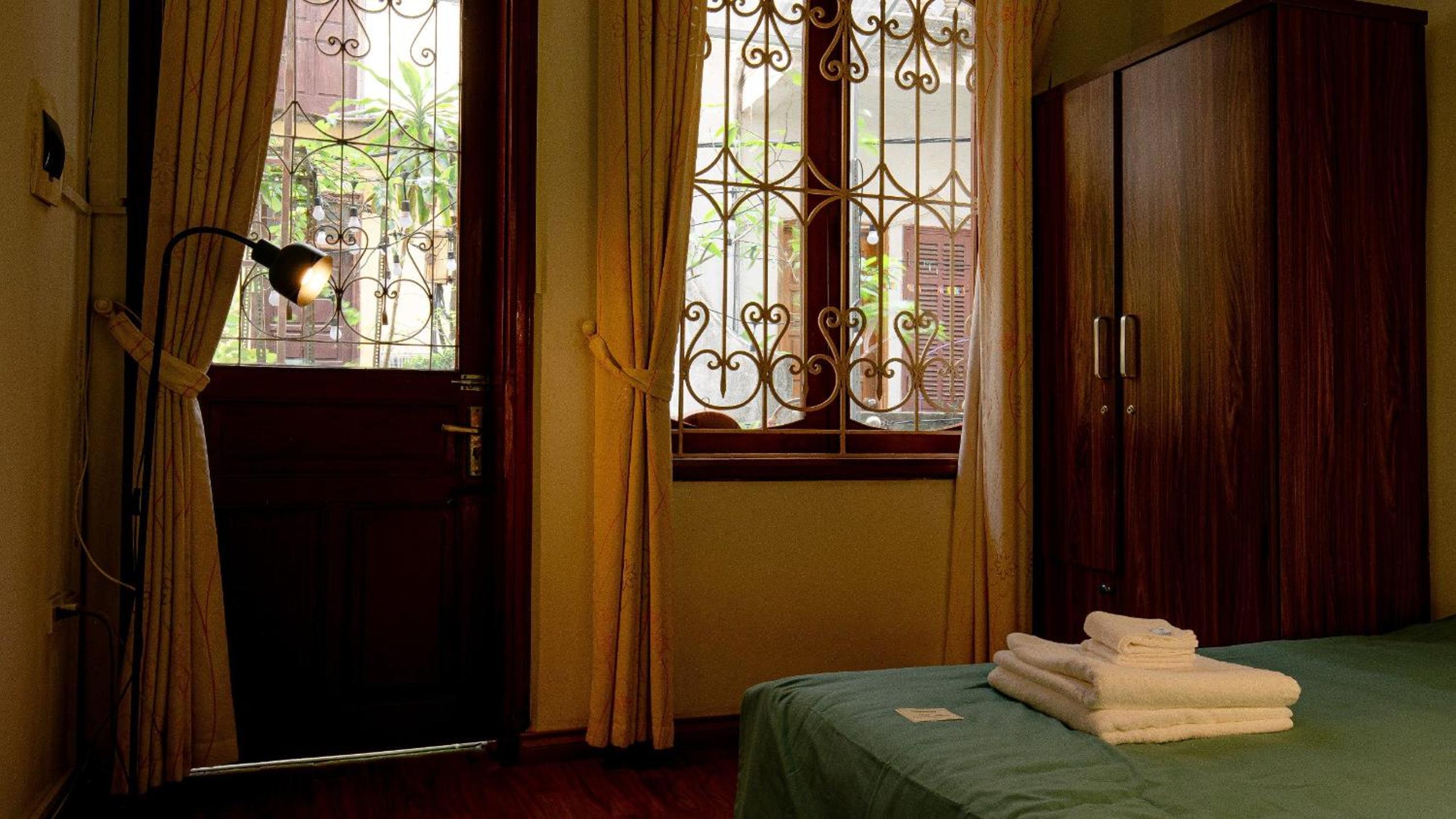Sisan Homestay 294 Kim Mã Ban công thư giãn