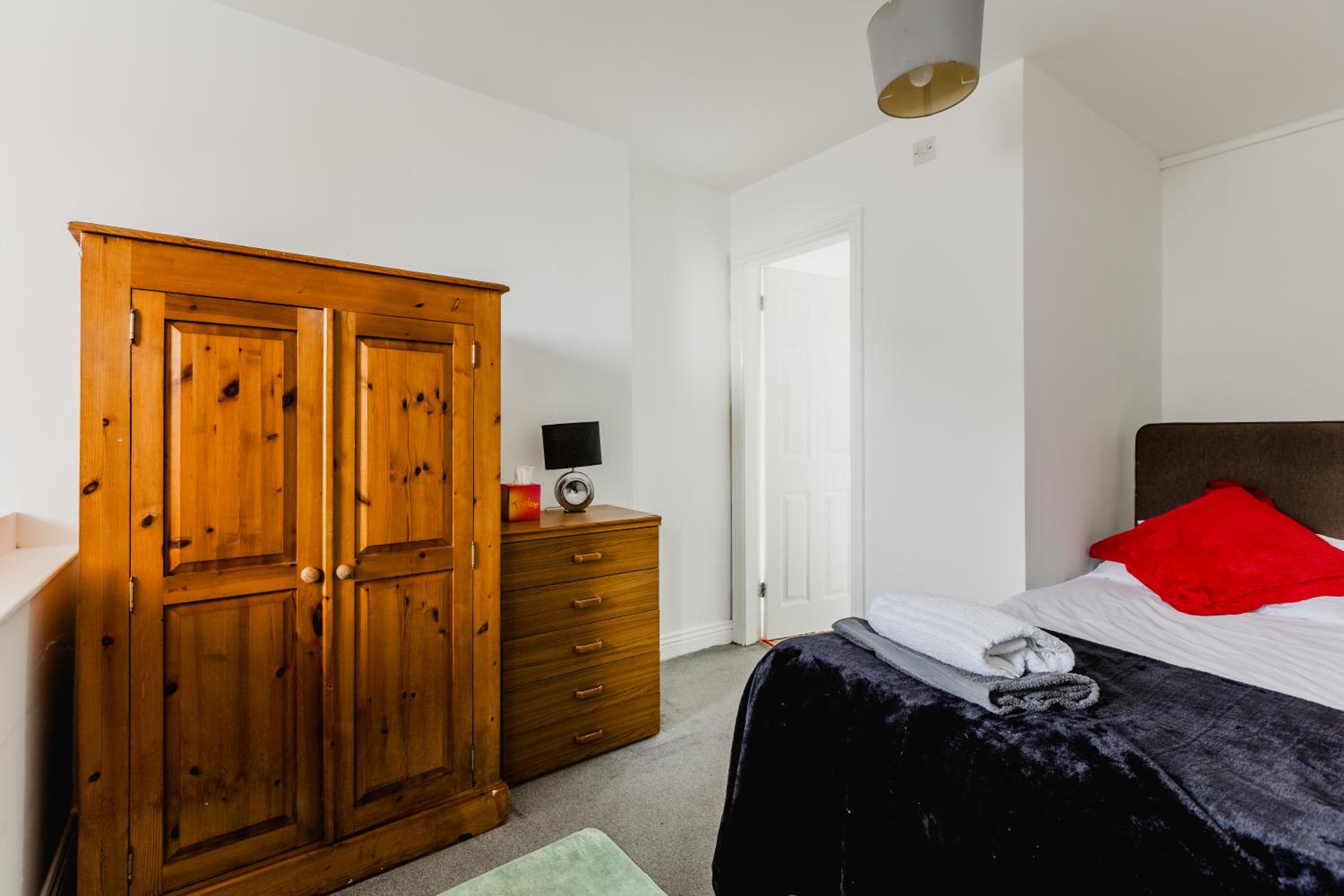 Hullidays - Withernsea Queen St Duplex Apt view 3
