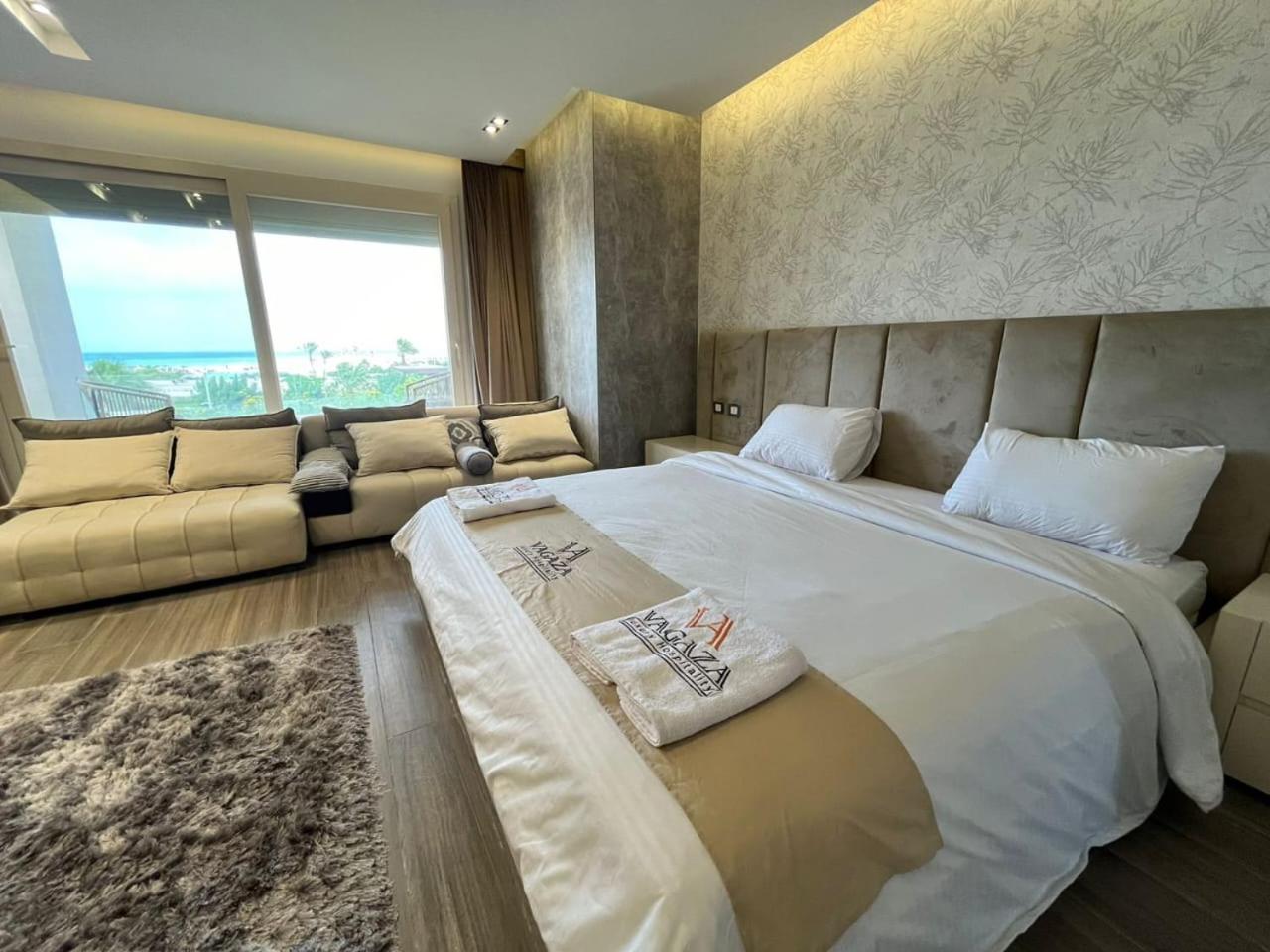 Standalone villa sea view hacienda bay