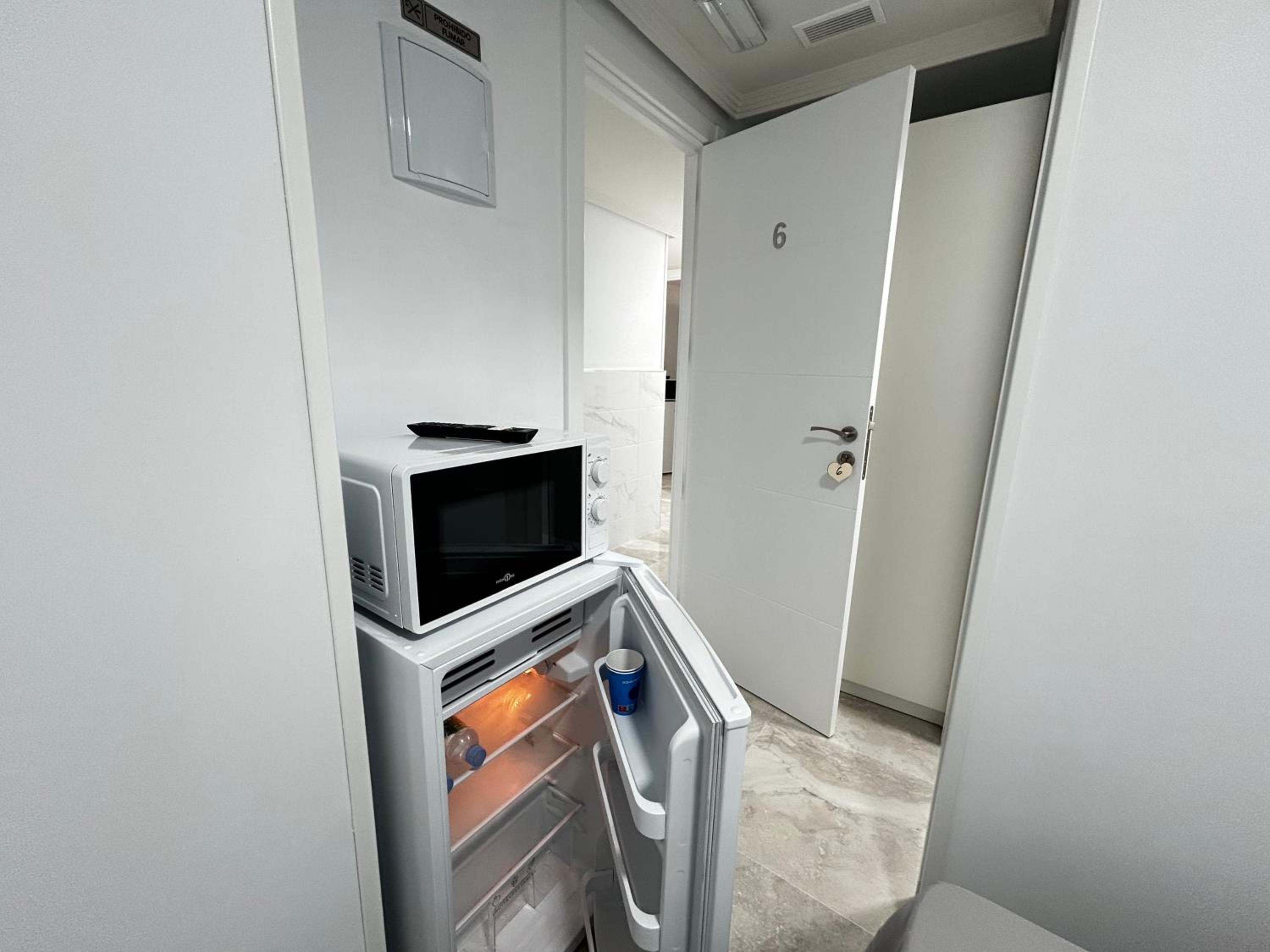 Habitaciónes doble con baño privado en el centro de Madrid photo 4