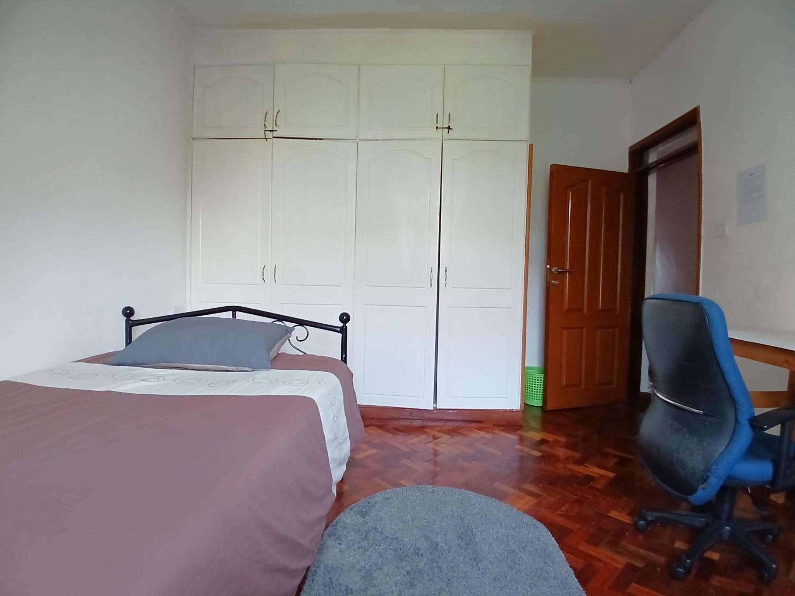 Lavington Budget Ensuite Room