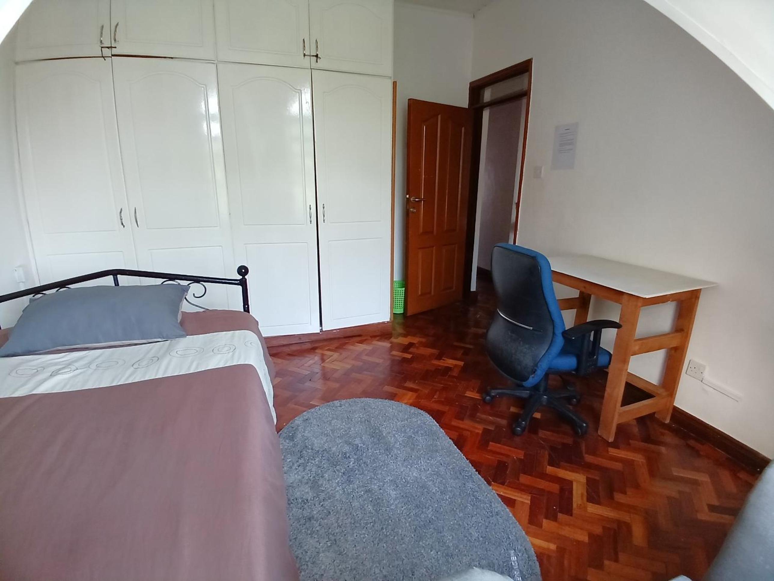 Lavington Budget Ensuite Room