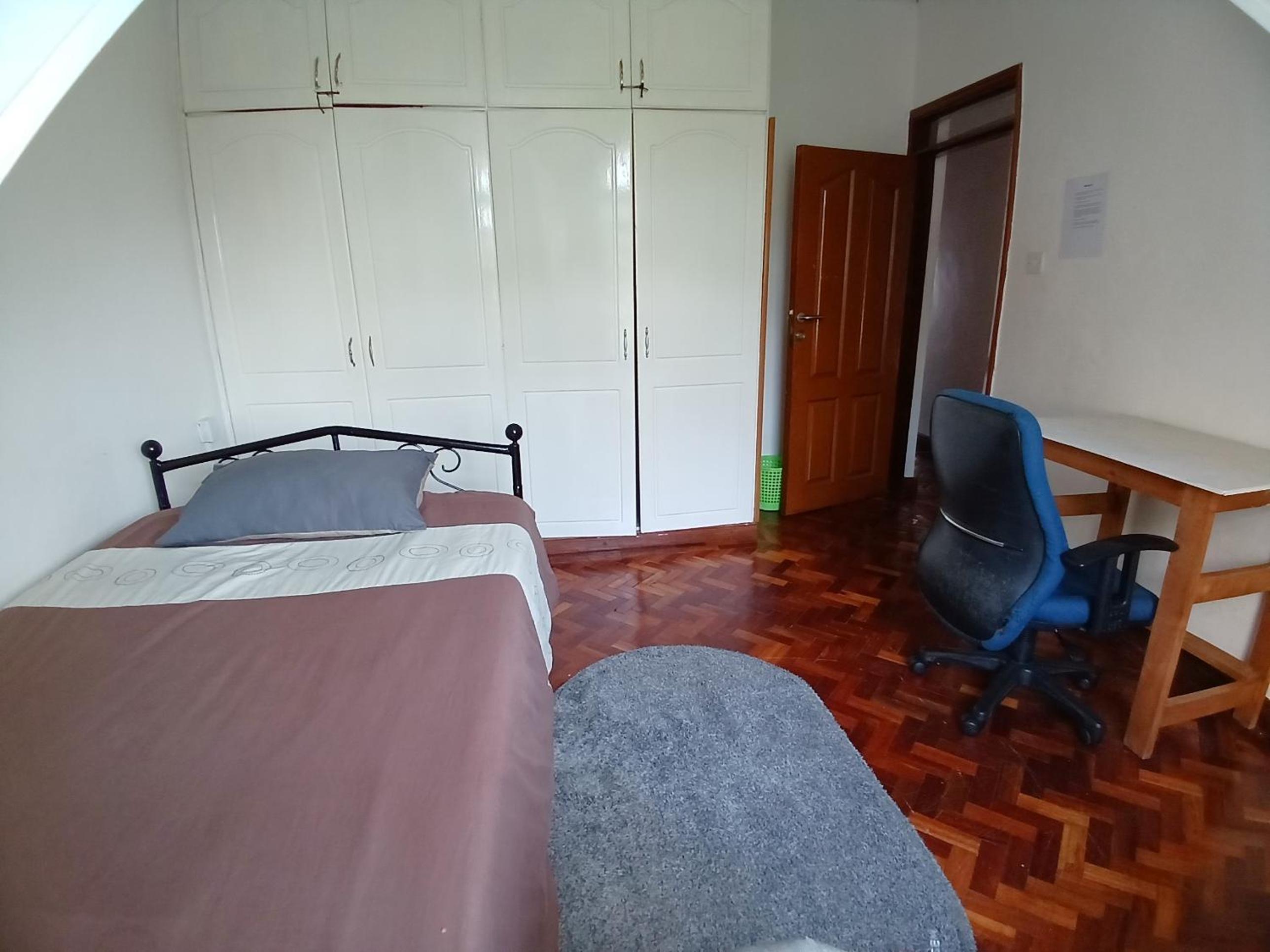 Lavington Budget Ensuite Room