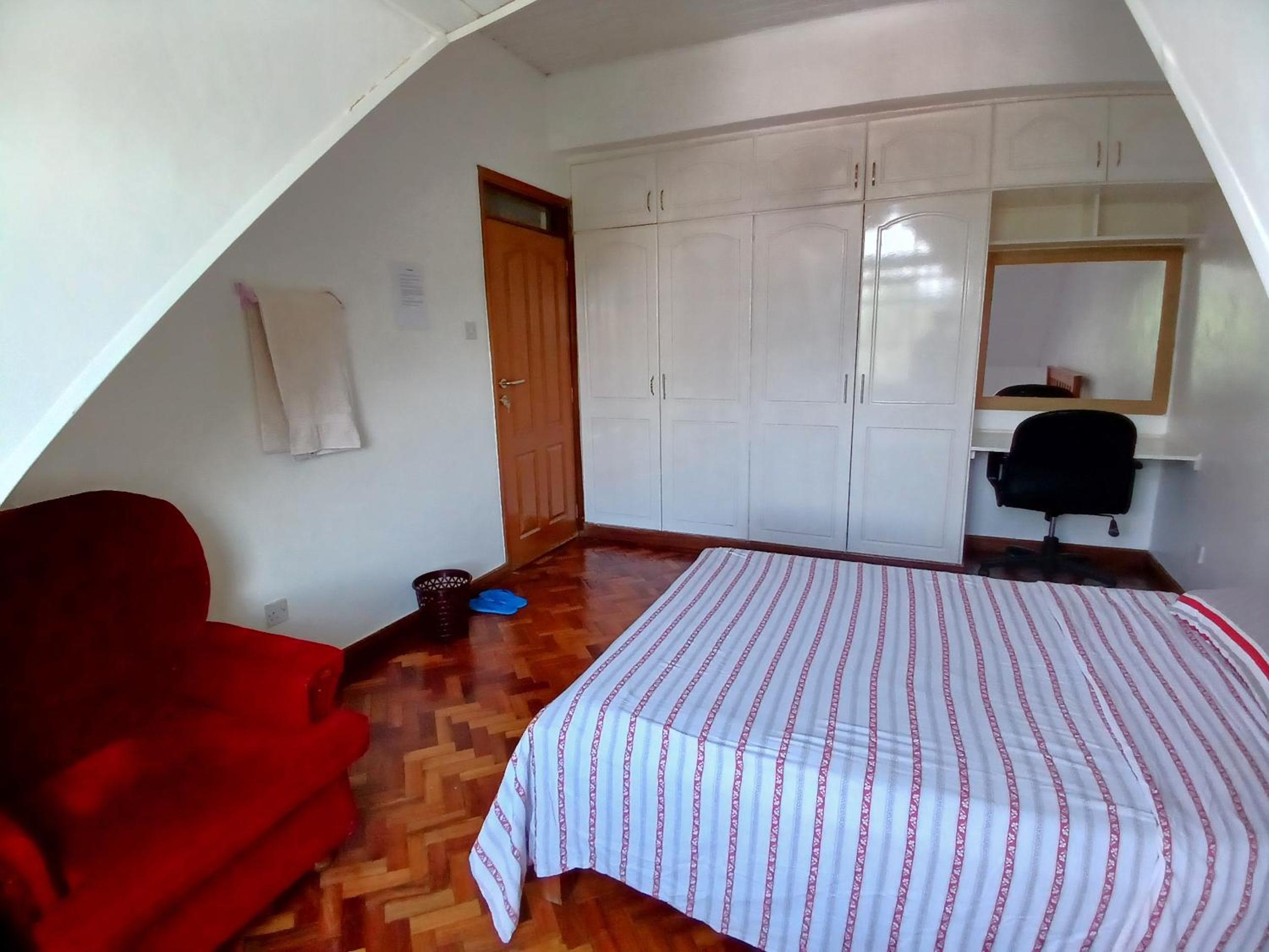 Lavington Budget Ensuite Room