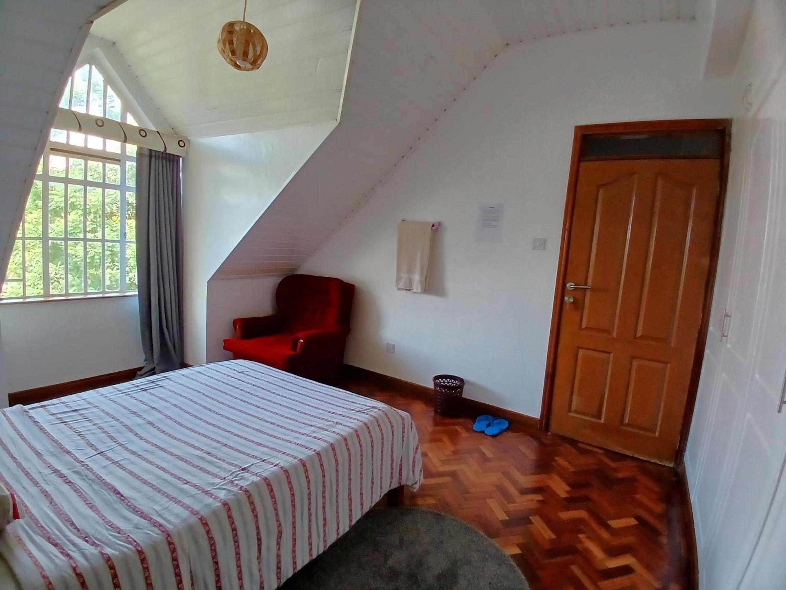 Lavington Budget Ensuite Room