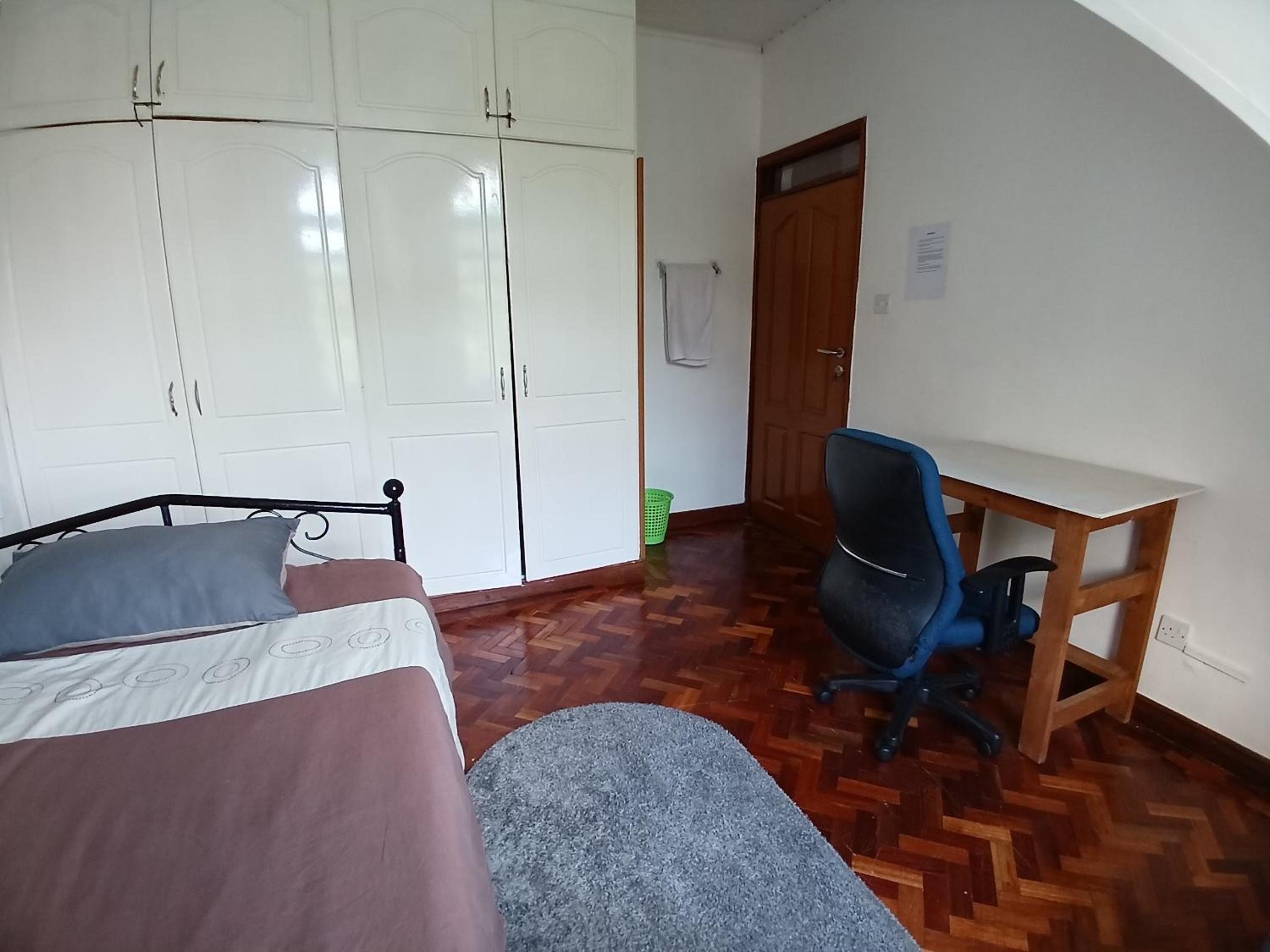 Lavington Budget Ensuite Room