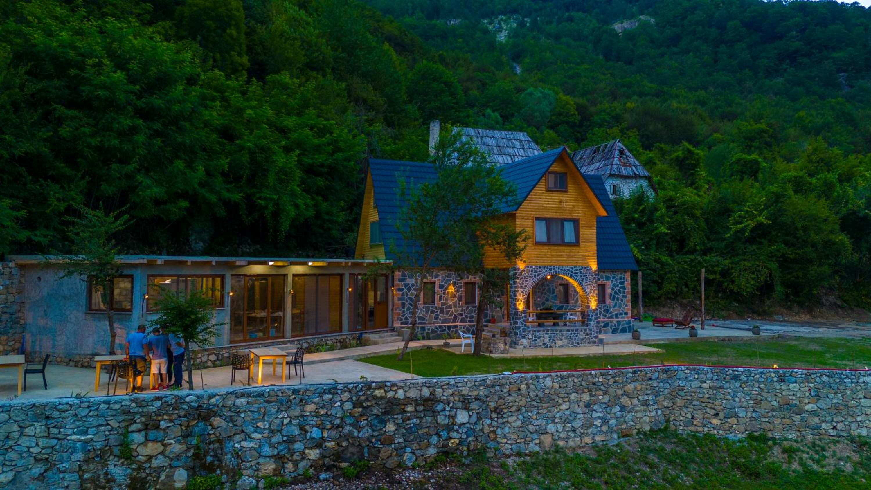villa prelatheth