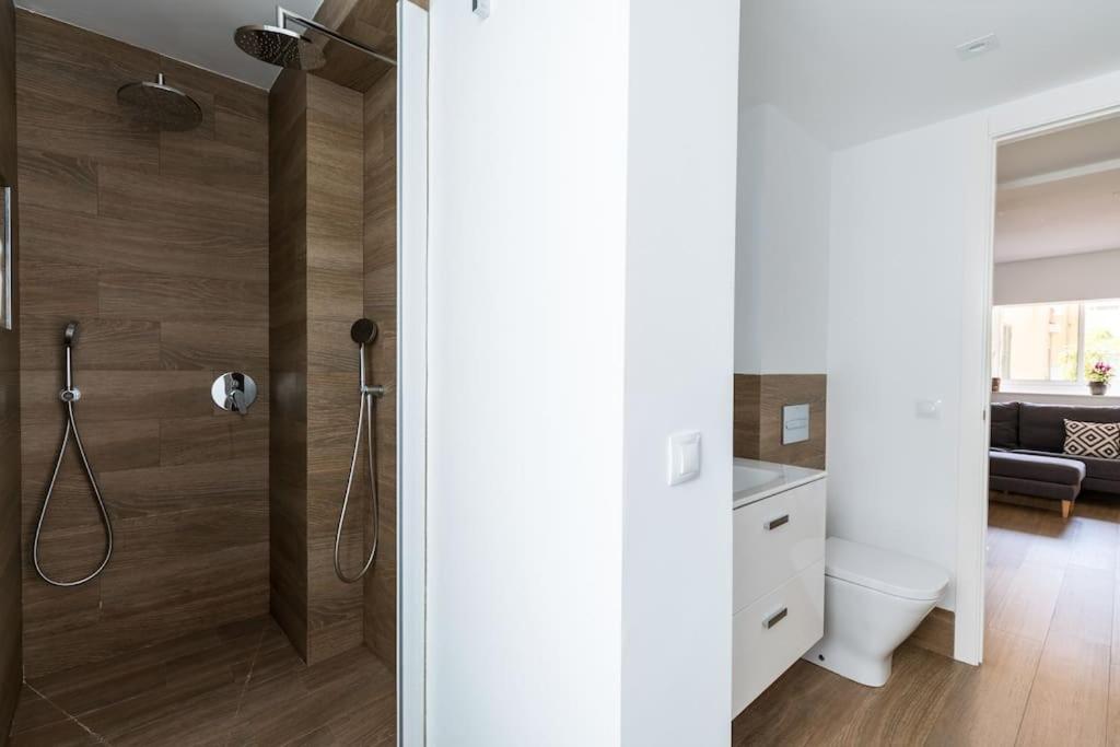 Apartamento moderno en Triana 2 dormitorios y aire acondicionado view 2