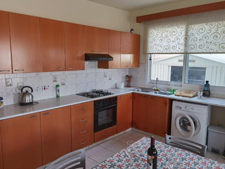 Lovely house apartment Oroklini