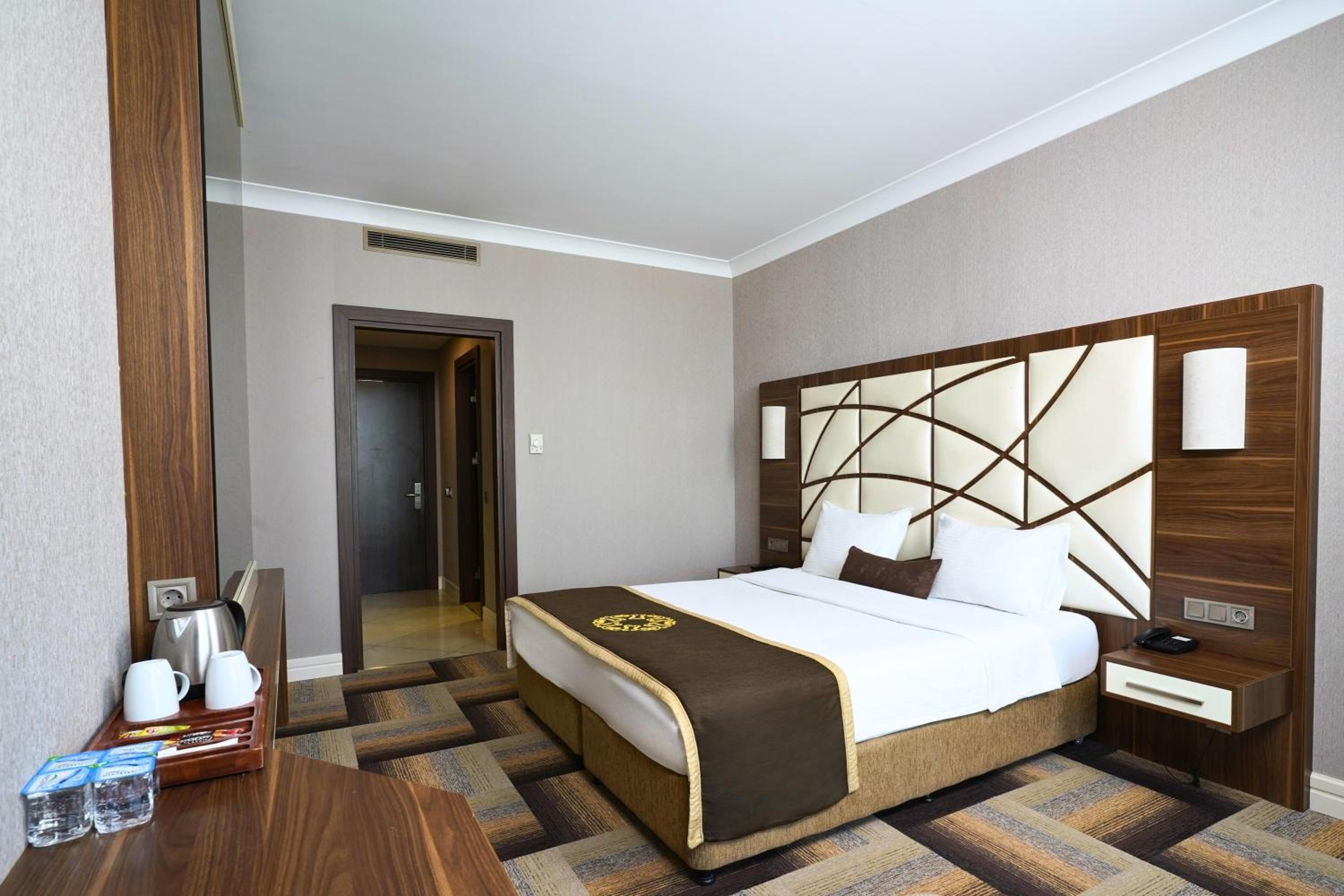 The Grand Mira Business Otel - Image 26