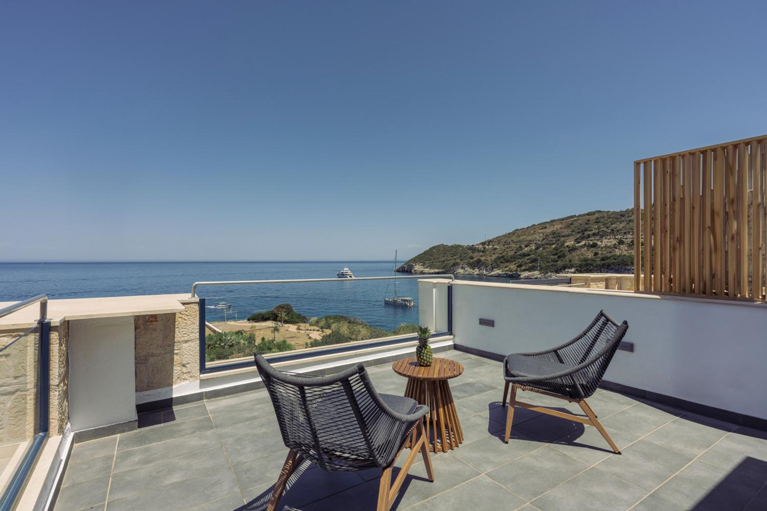 Terra Petra Luxury Villa - The Seafront Retreat view 3