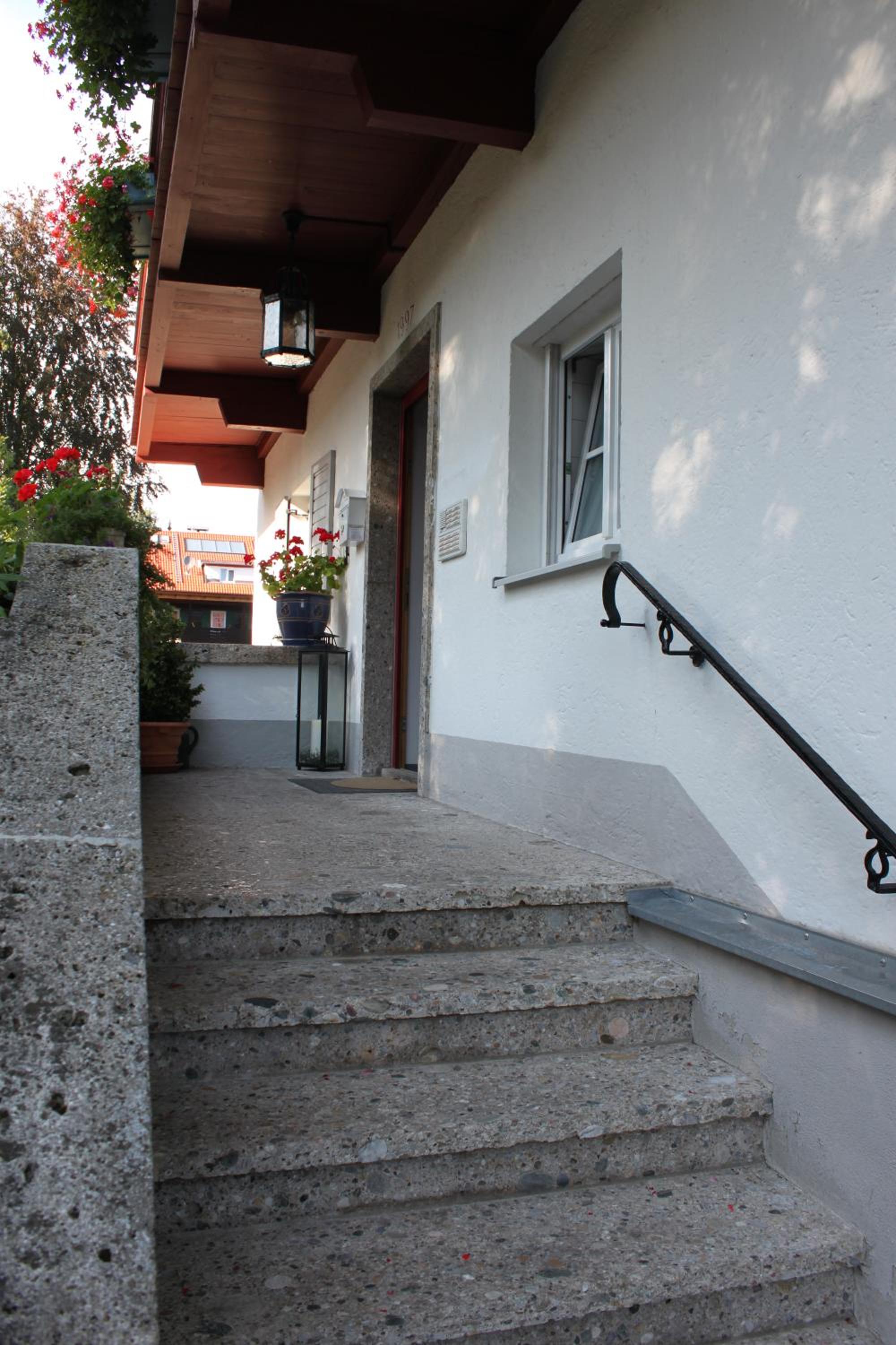 Offen gestaltetes Design Apartment in Bad Wiessee, 350m vom See
