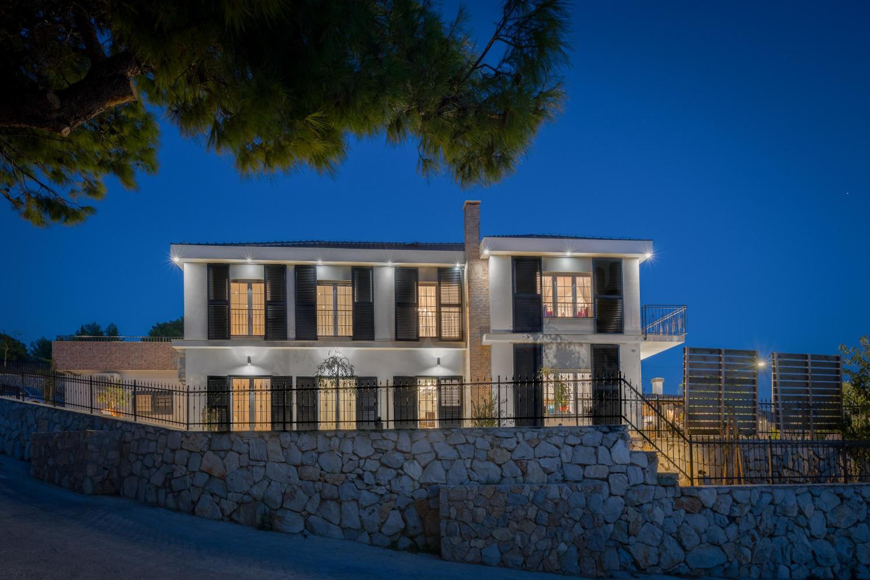 Villa Zvonimir