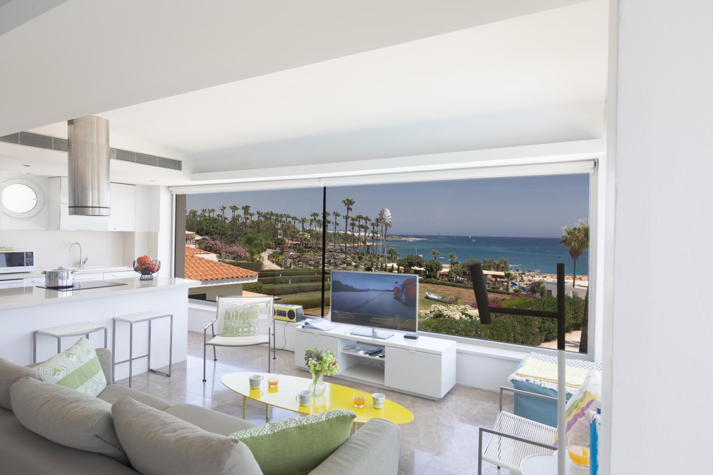 Thalassa Luxury Apartment