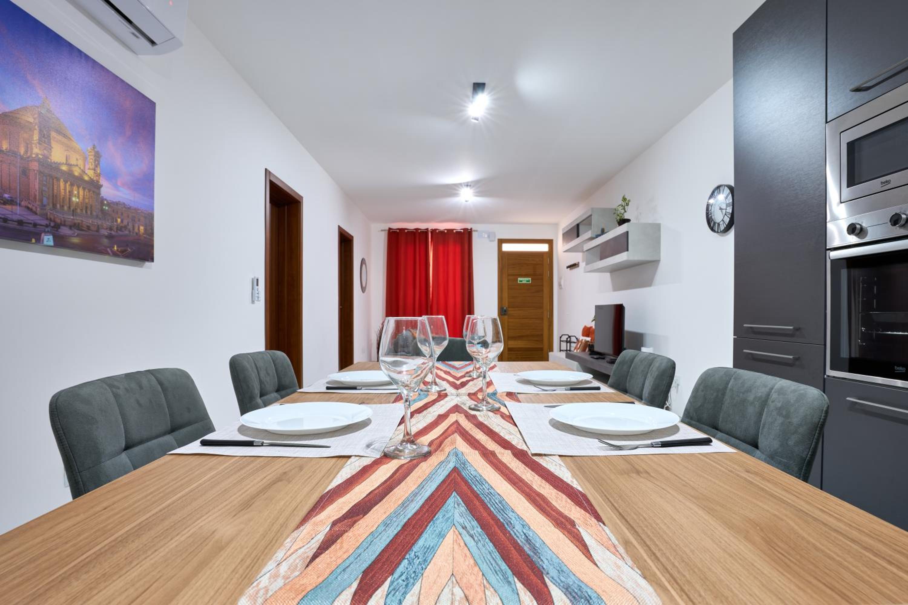 Di Vita's Maisonette Qawra by Homely photo 3