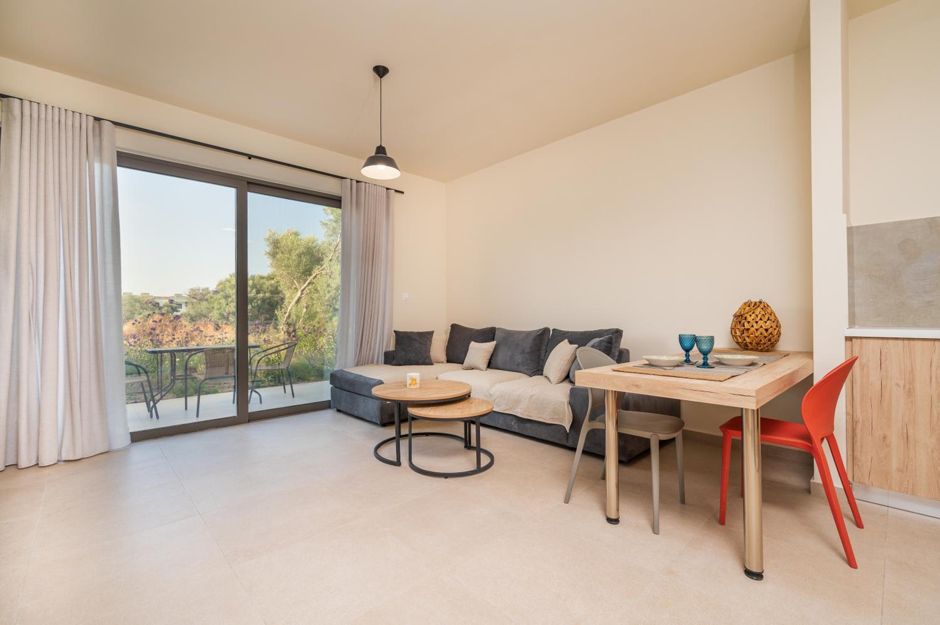 Arangia Garden Maisonette