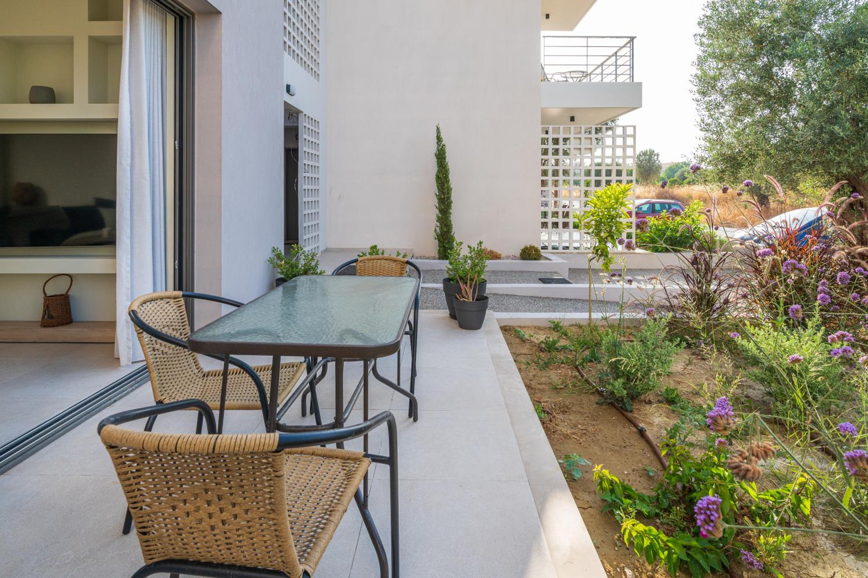 Arangia Garden Maisonette