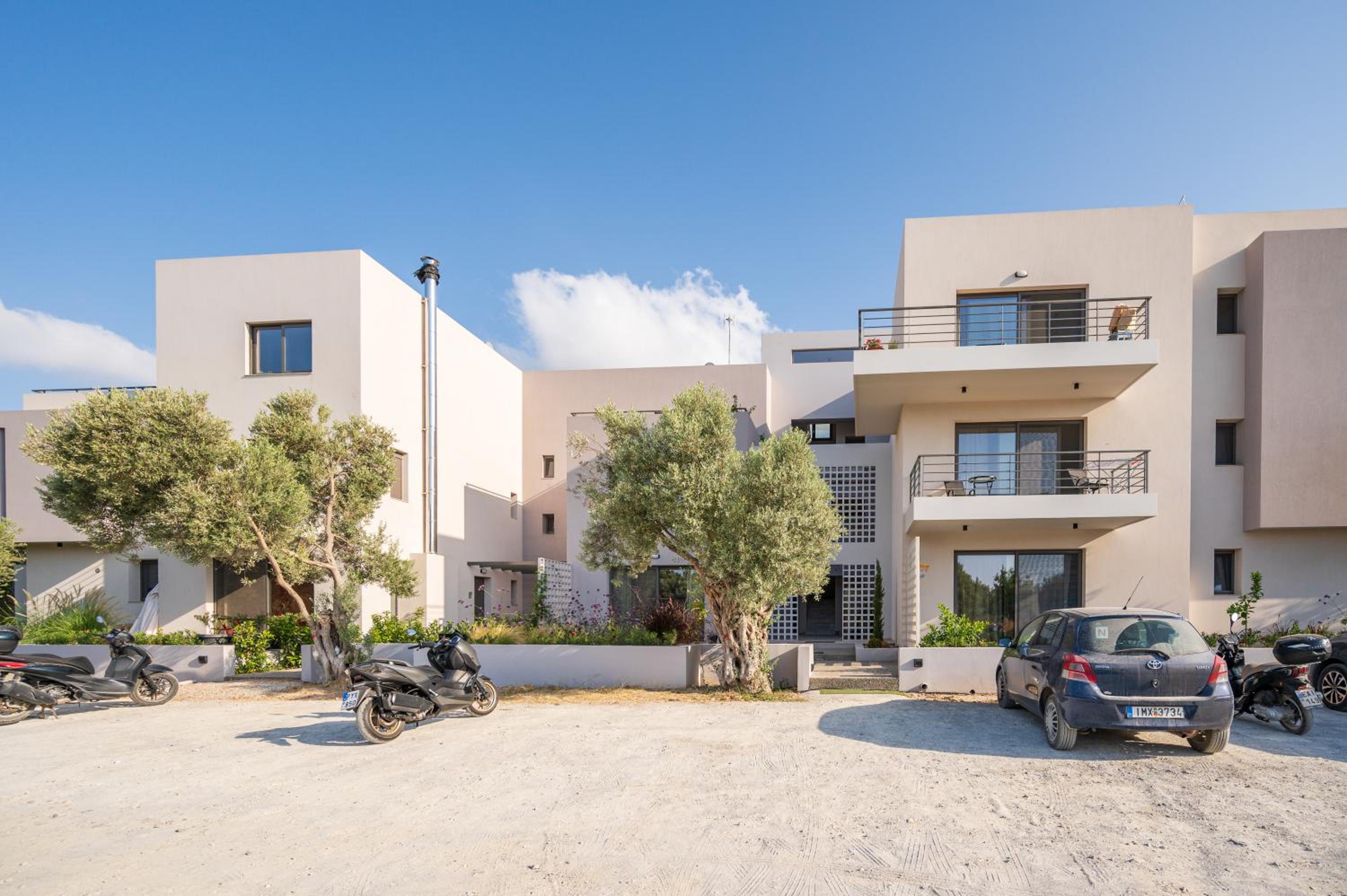 Arangia Garden Maisonette