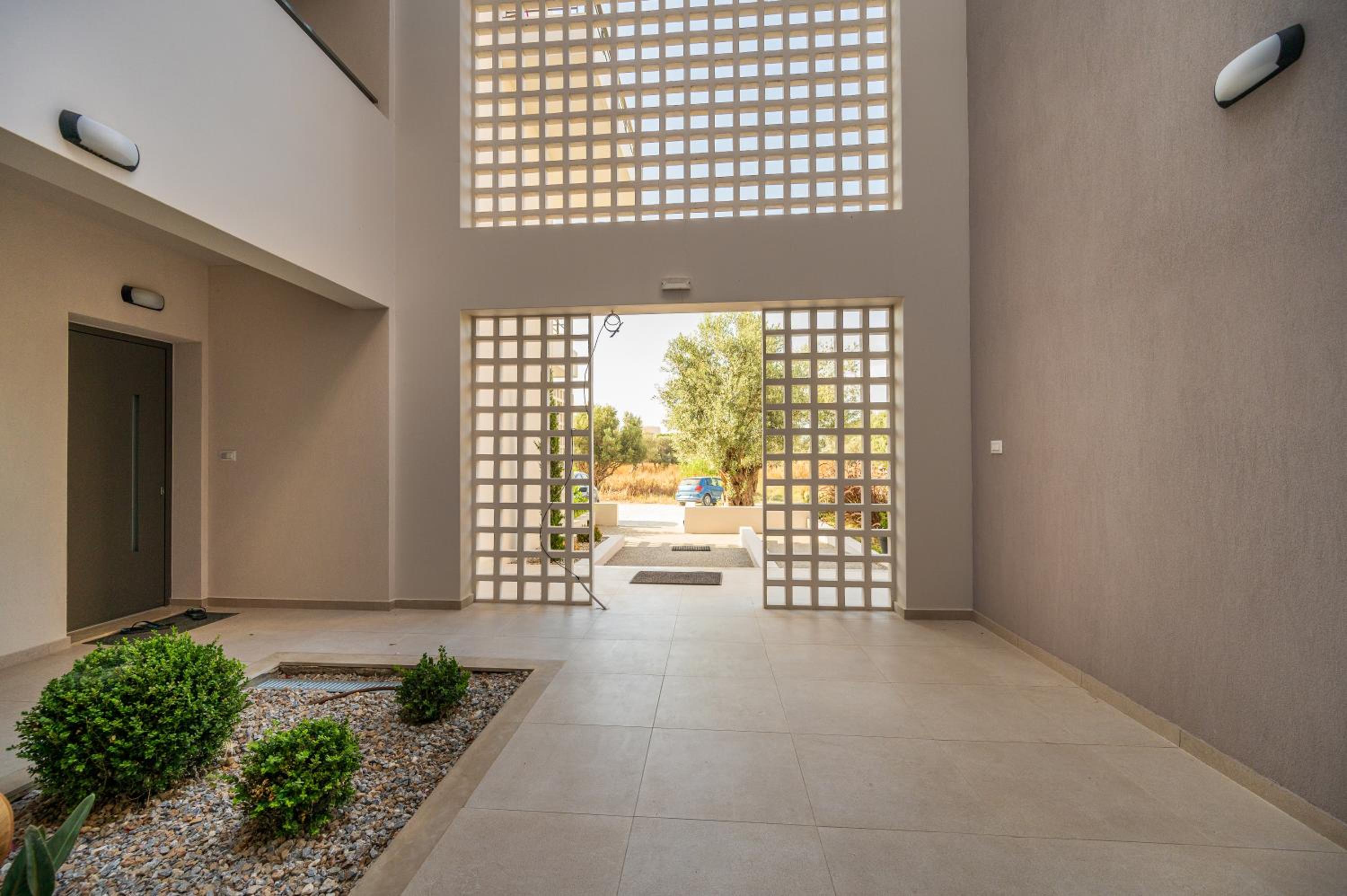 Arangia Garden Maisonette