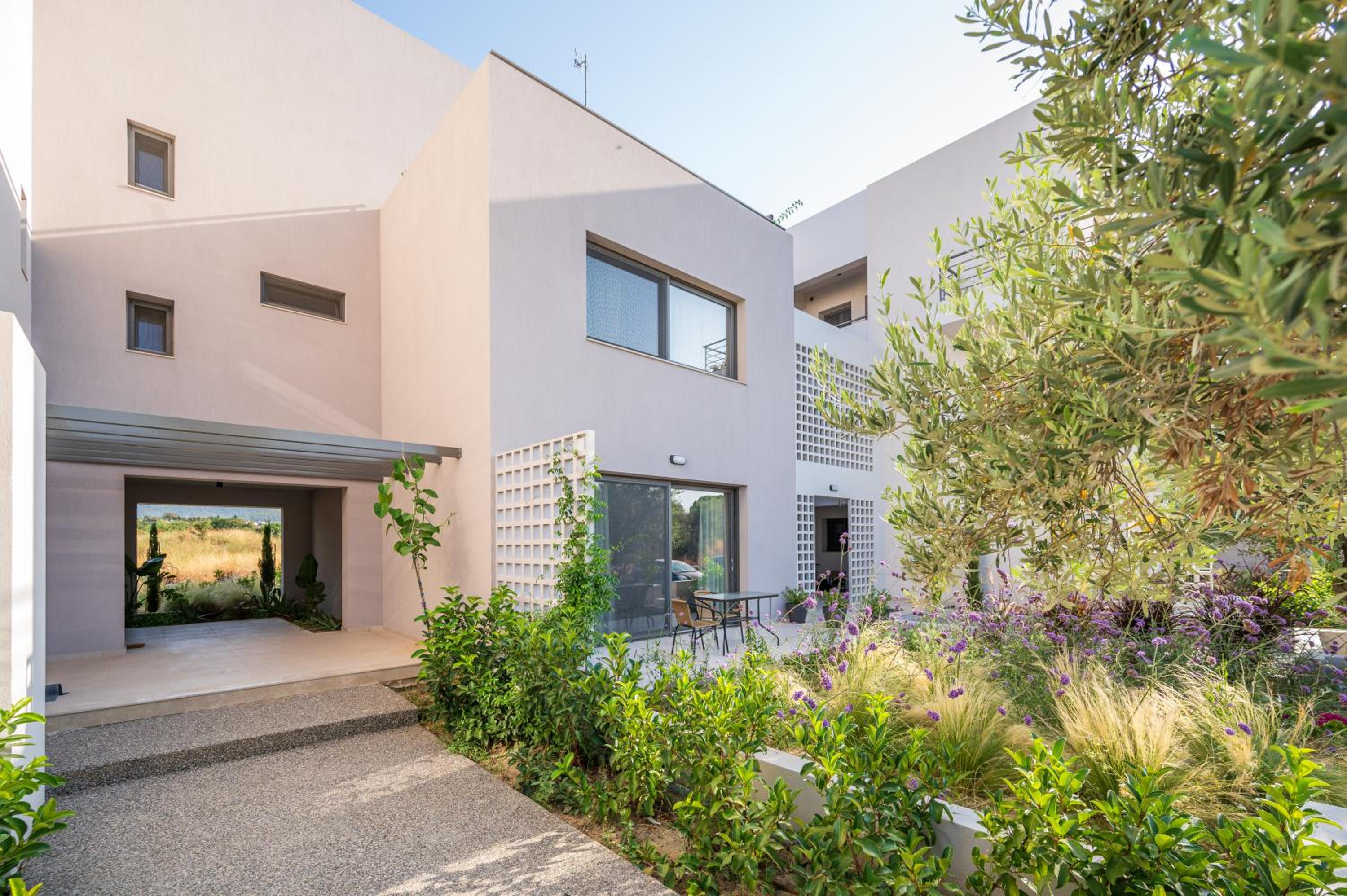 Arangia Garden Maisonette