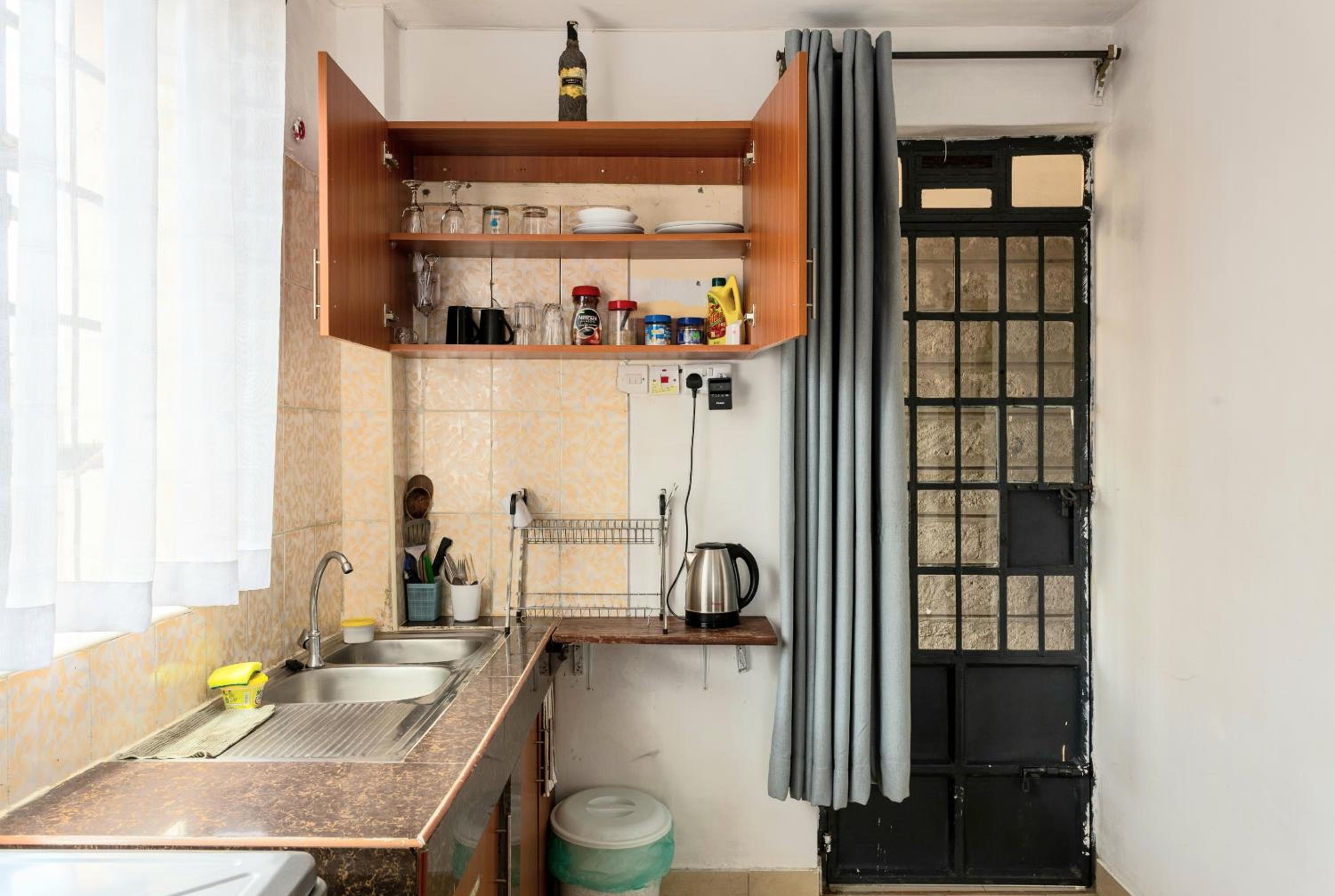 Sunny Spacious Studio