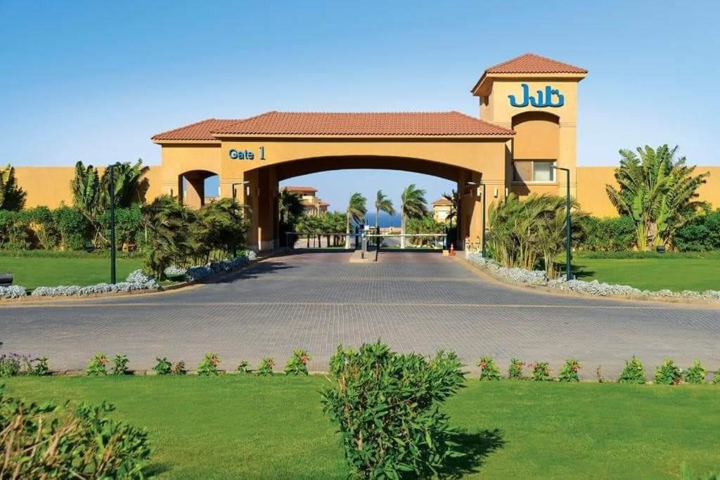 Telal Al Sukhna Only families