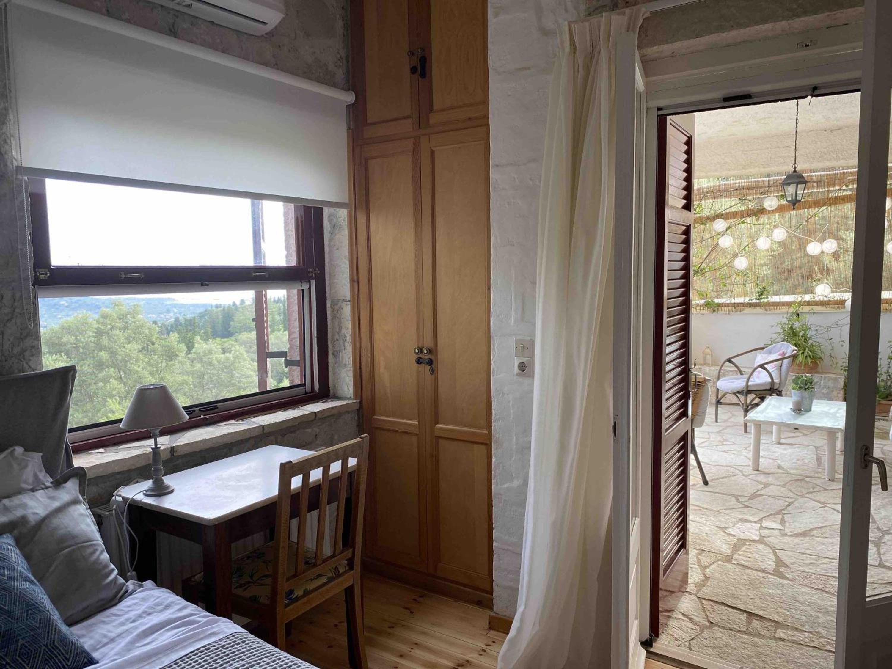 Stone House In Katouna With Garden view 5