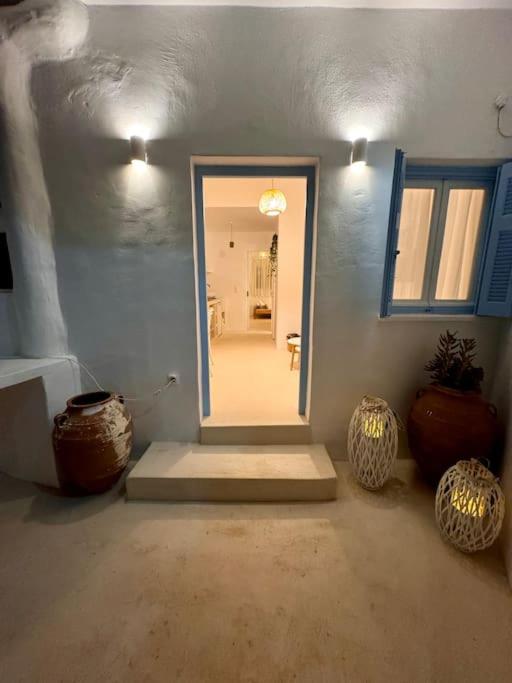 Walk The View Apartment with yard in Chora