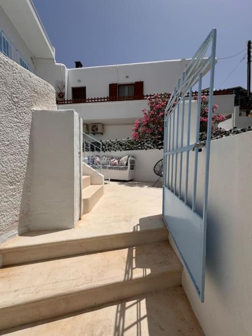 Walk The View Apartment with yard in Chora view 5