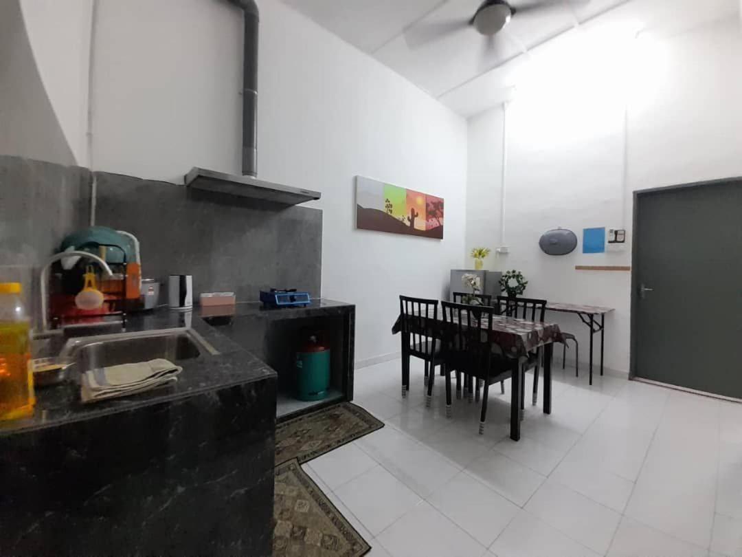 Mukhriz 2 Homestay photo 8