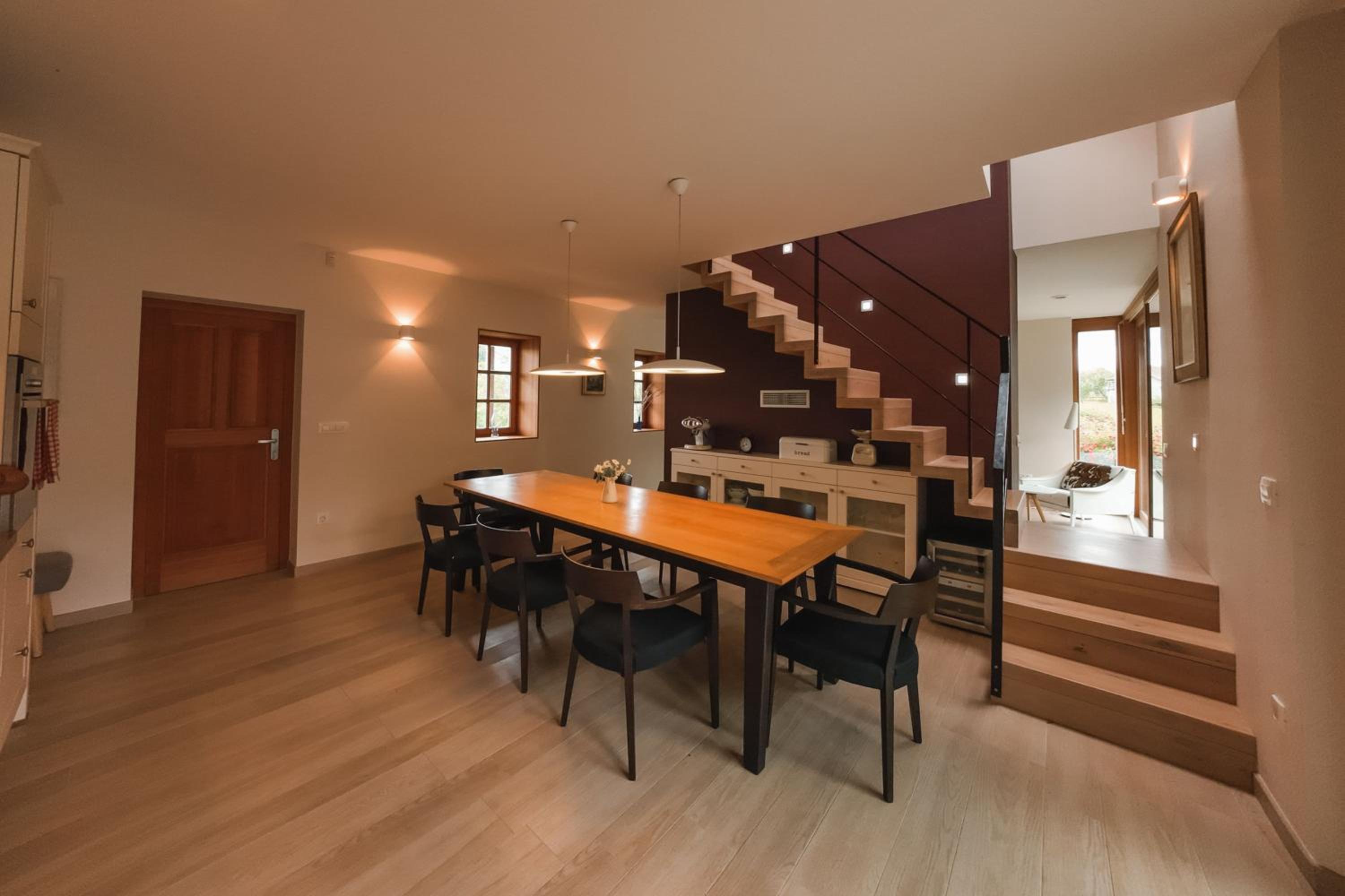 Tailors House - Happy Rentals view 5