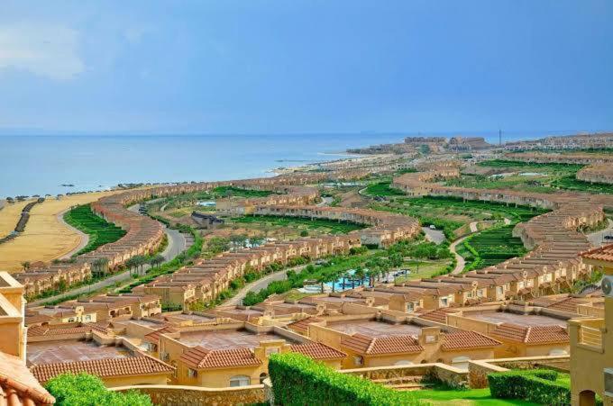 Telal Al Sukhna Only families