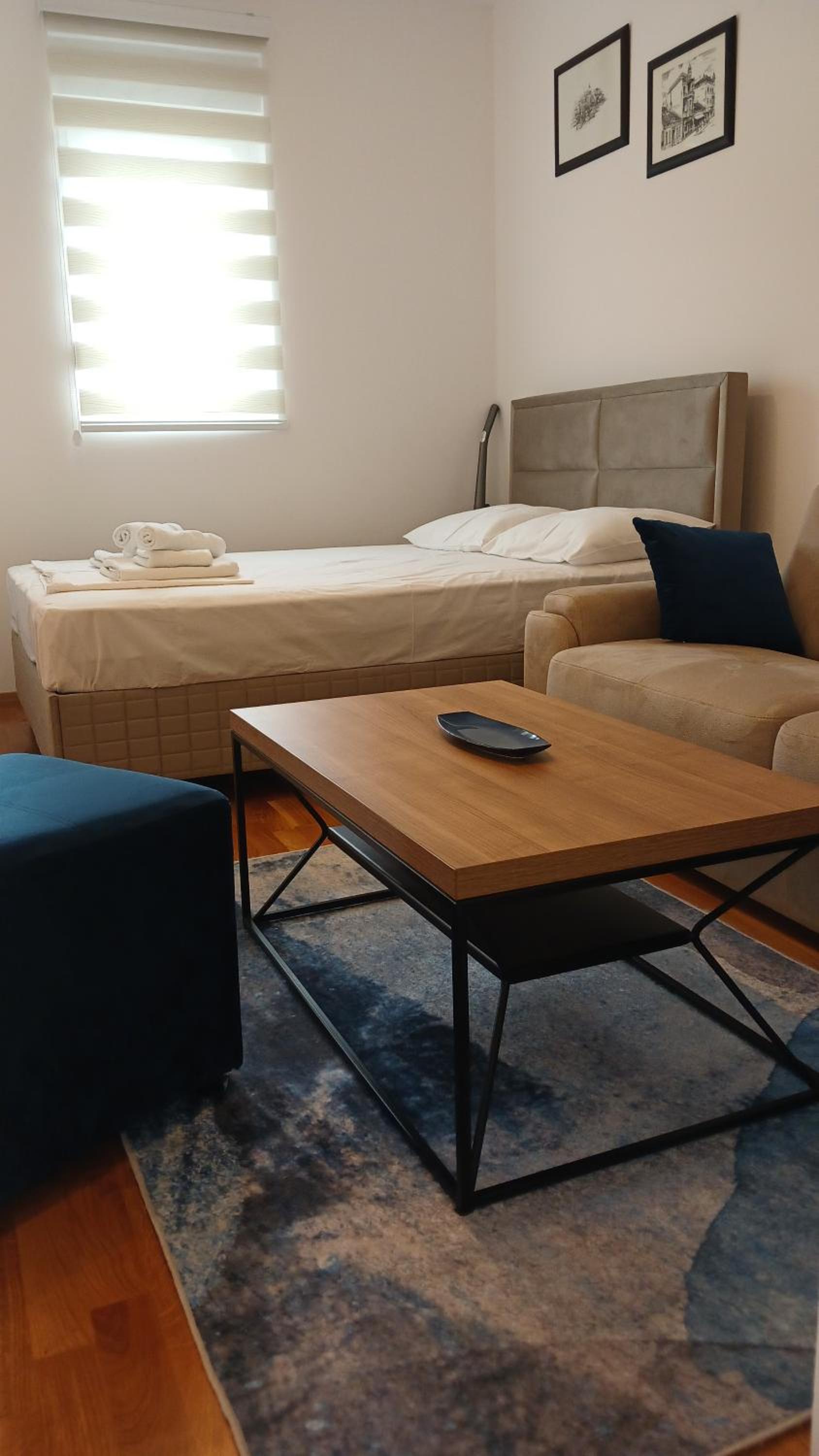 Lux studio Blue view 3