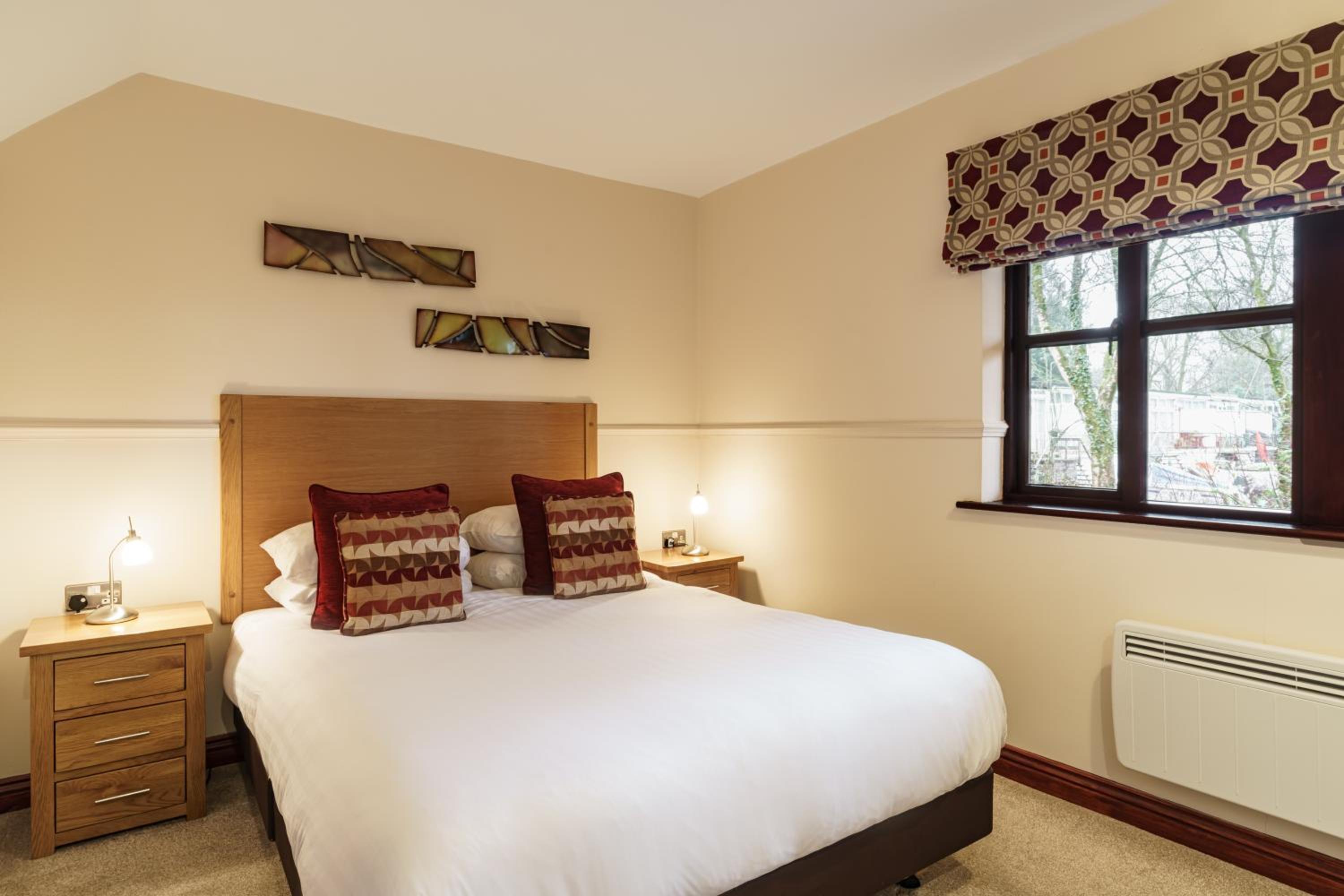 Wansfell Cottage At Windermere Marina Village view 4