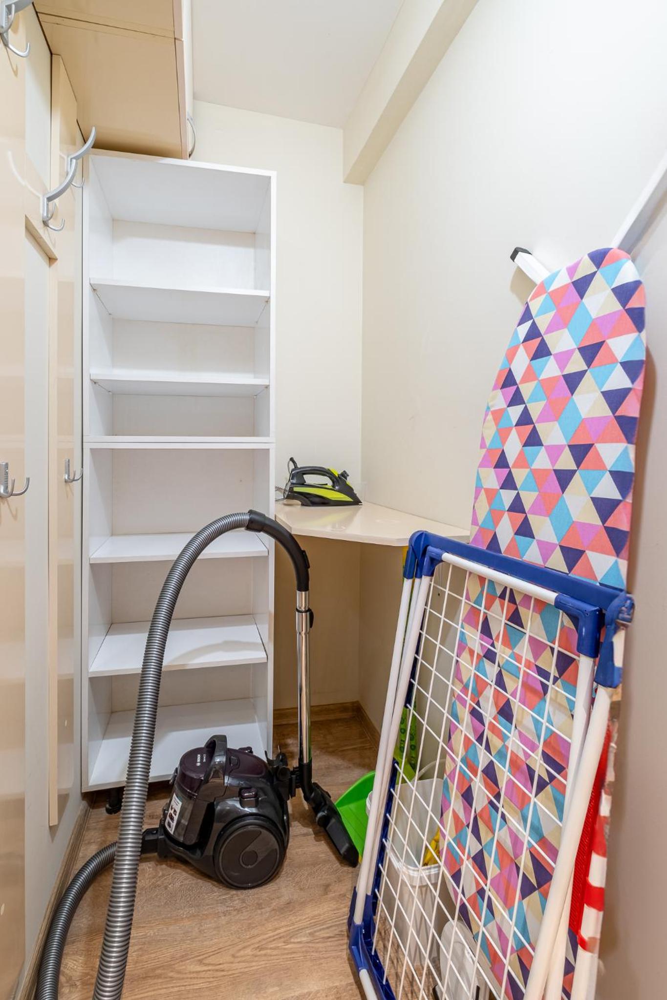 Daya 2BR Luxury Apartment