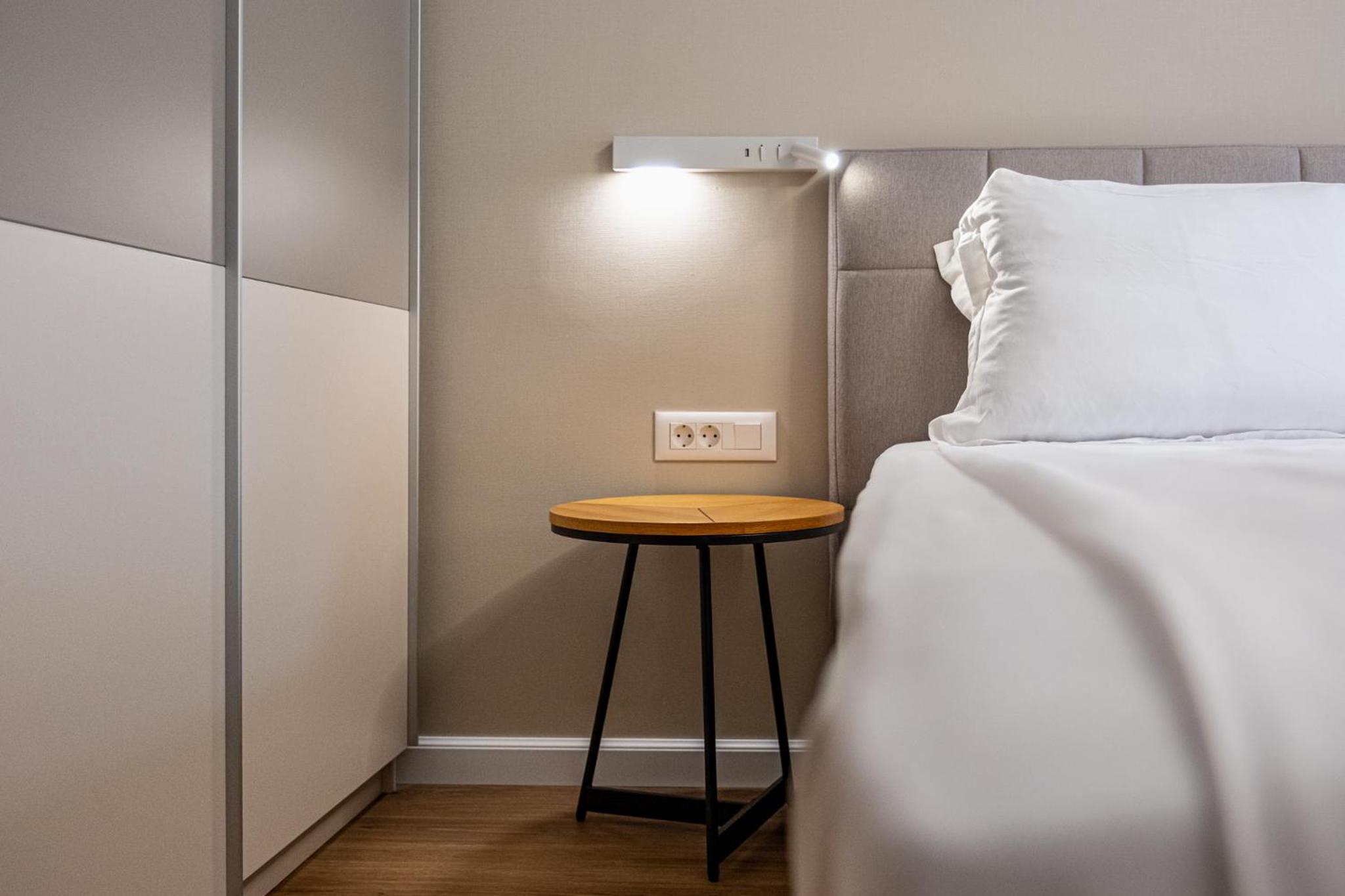 Daya 2BR Luxury Apartment