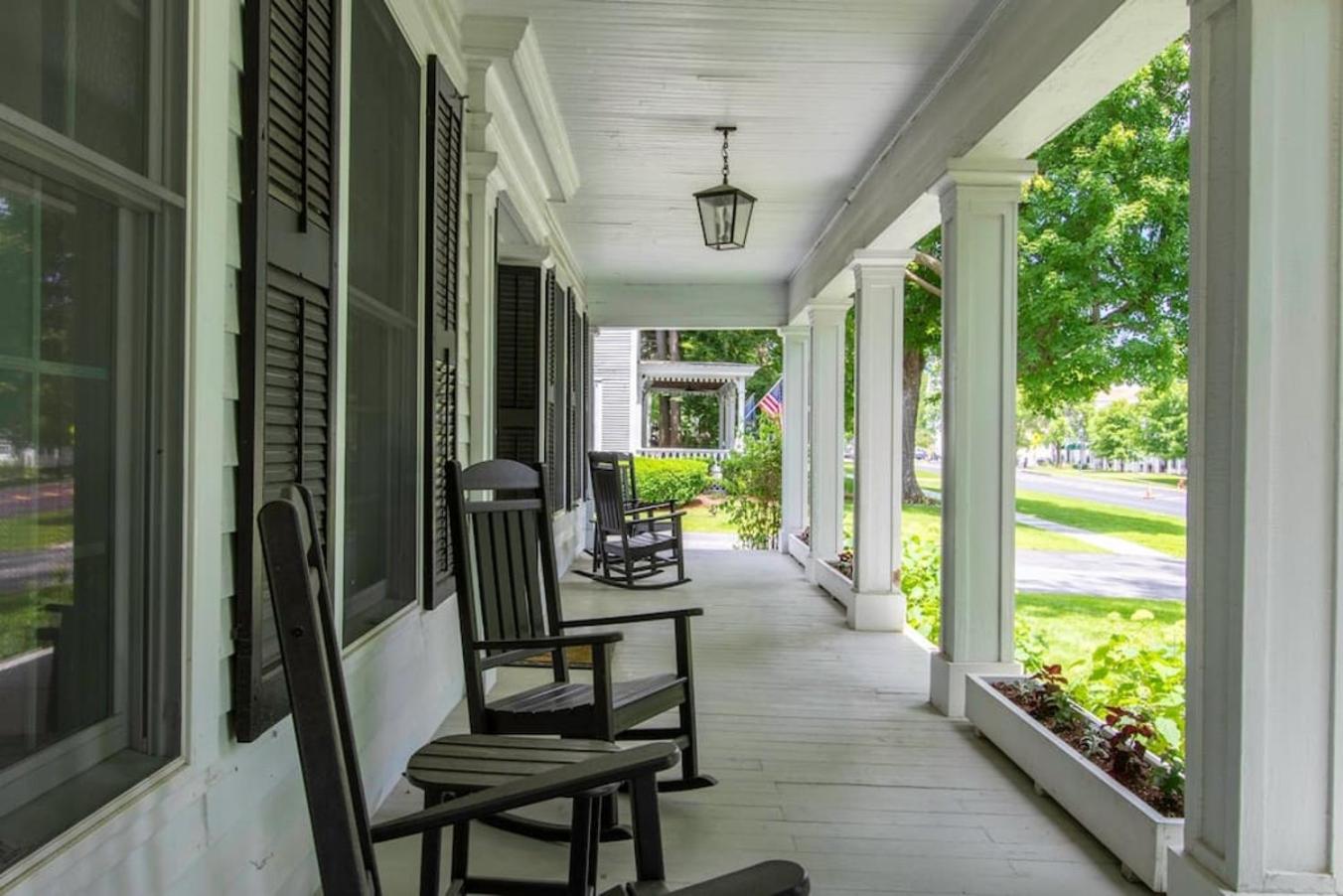 Picture Postcard Mansion in Manchester Village view 5