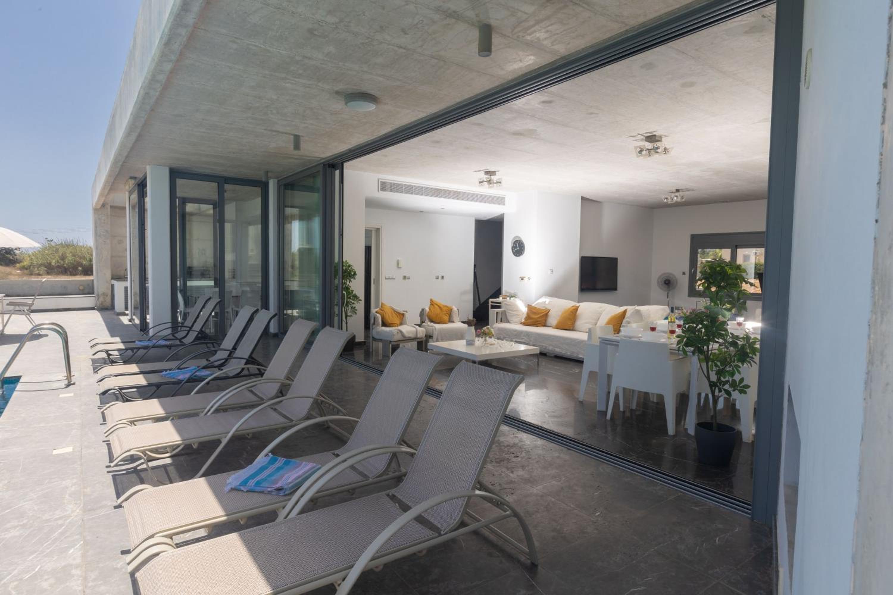 Protaras Holiday Villa EL34