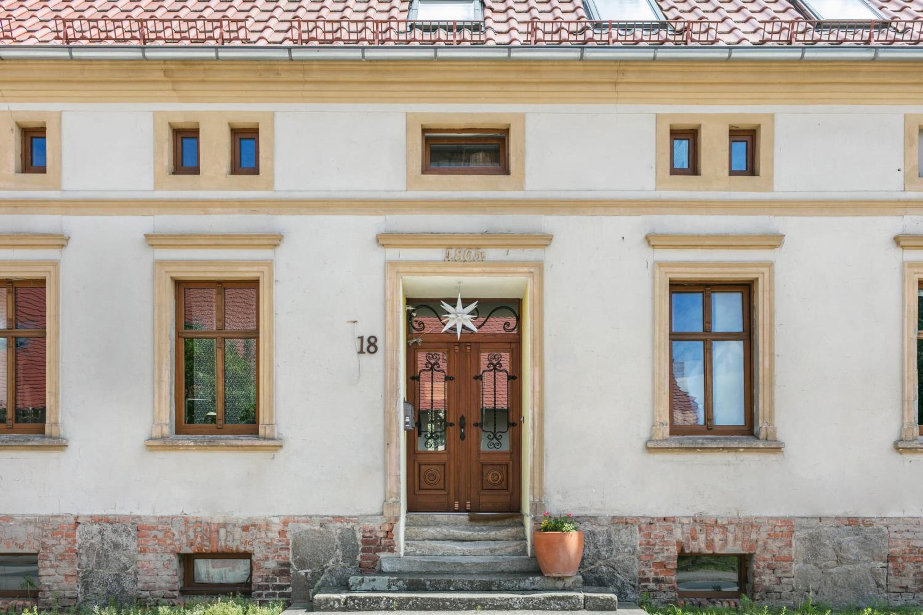 Ferienwohnung mit großem Garten