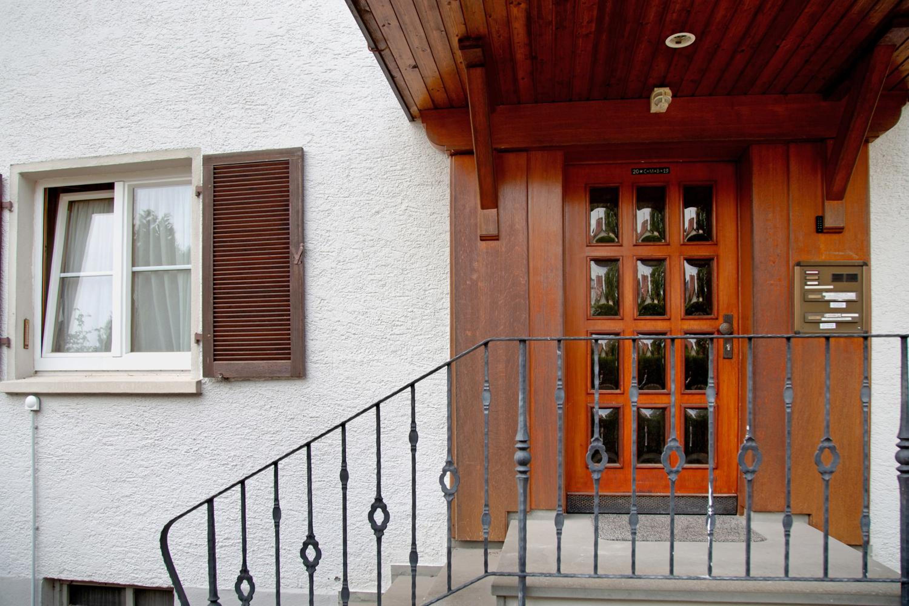 Neu renovierte Dachgeschosswohnung