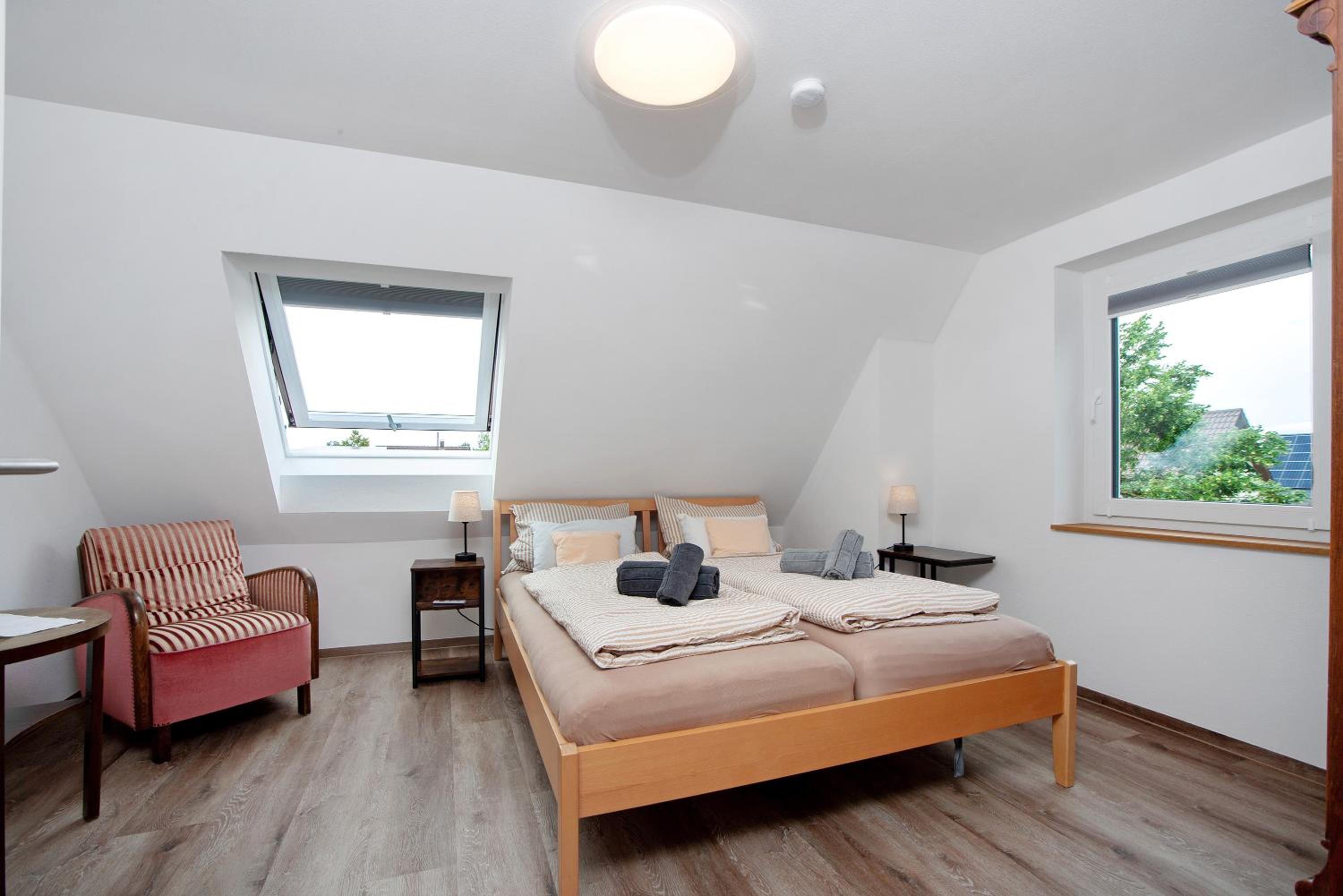 Neu renovierte Dachgeschosswohnung