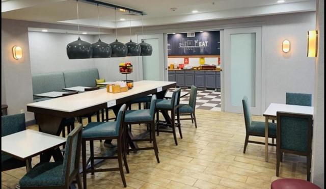 Brattleboro Vacations - Hampton by Hilton Brattleboro - Property Image 6