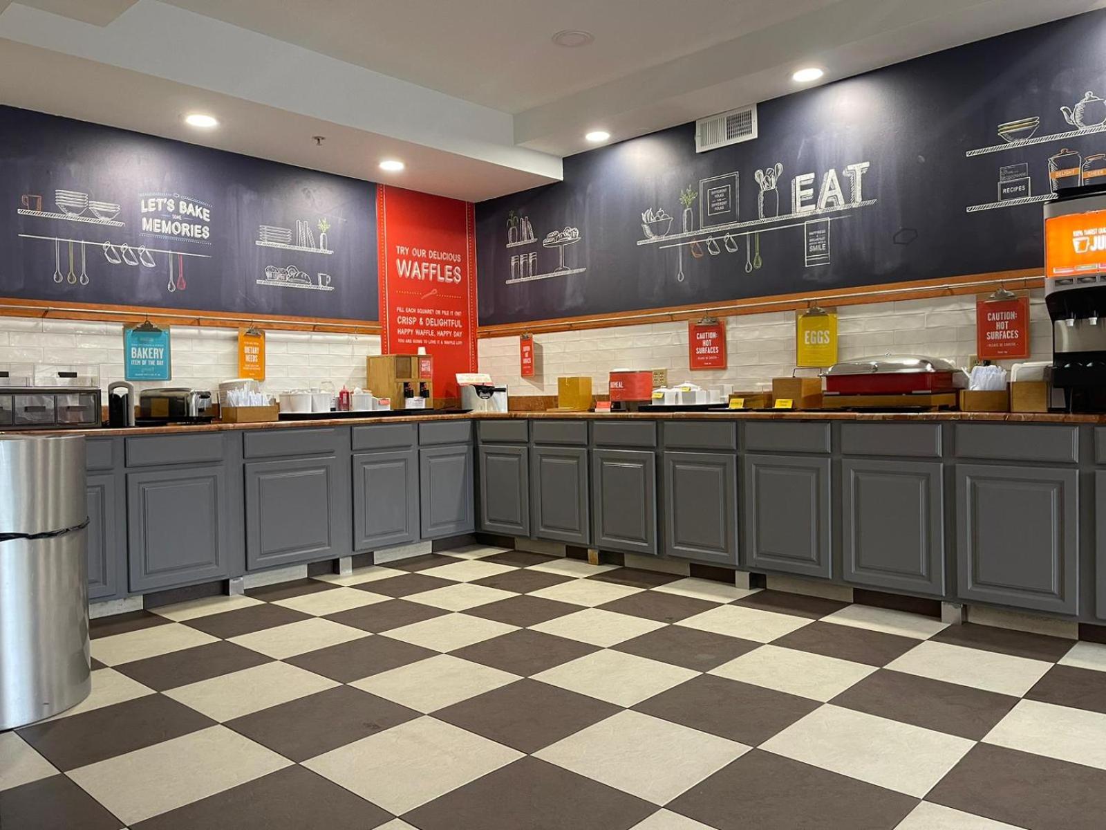 Brattleboro Vacations - Hampton by Hilton Brattleboro - Property Image 4