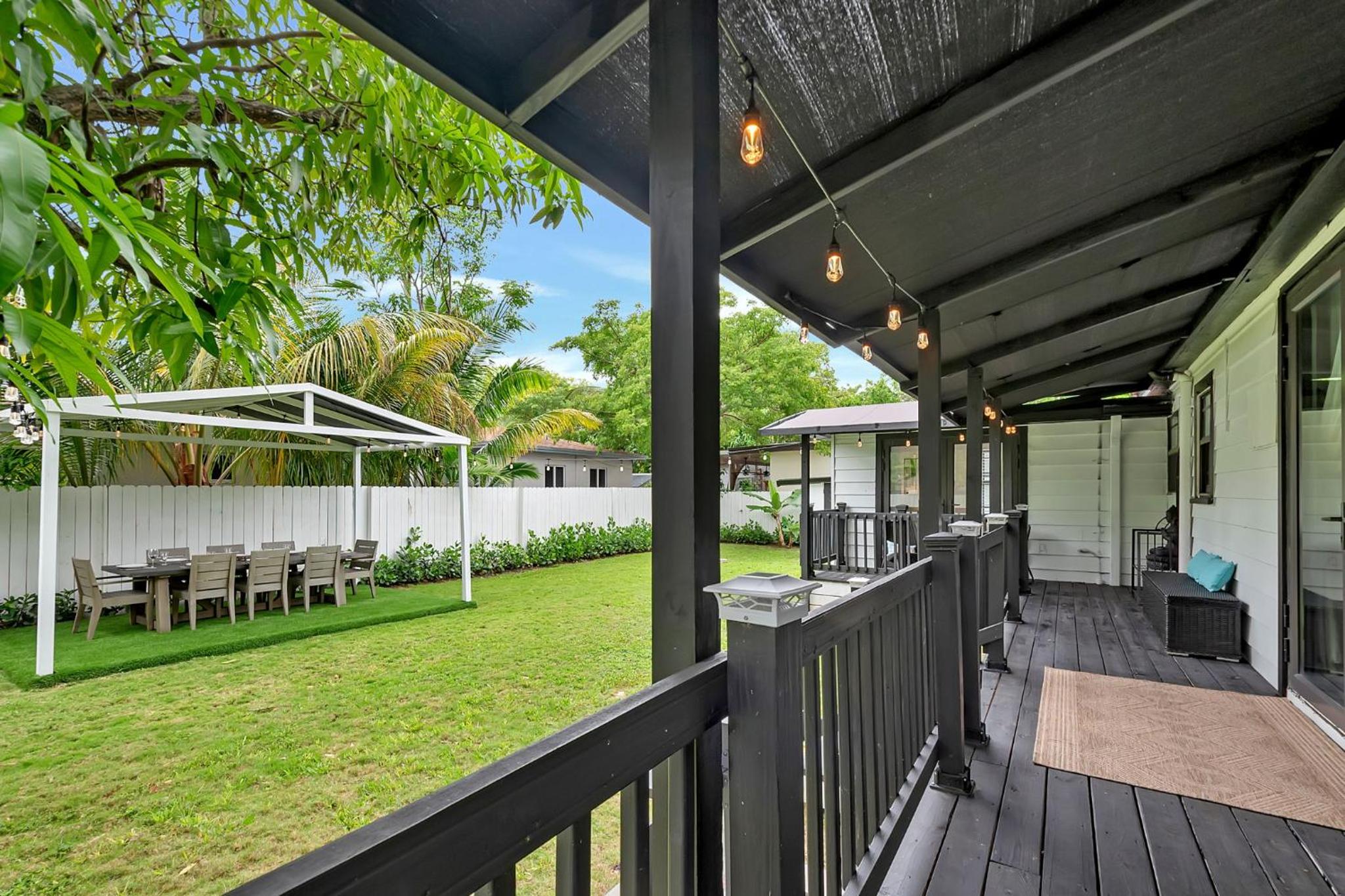 Cozy Cottage close to Brickell 2400