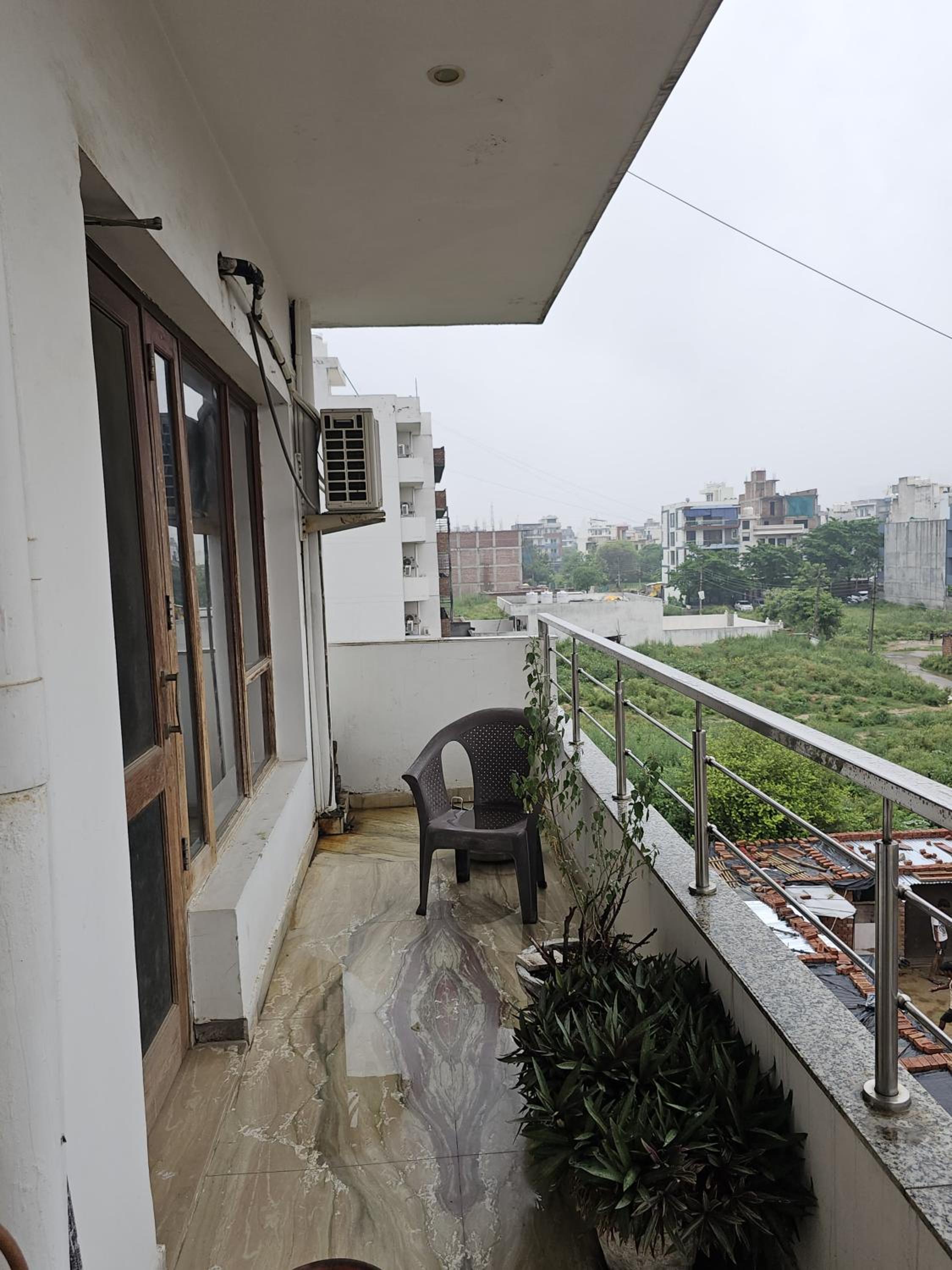 Hotel Ashiyana Elite I Near Dlf Golf Course Road I Gurgaon