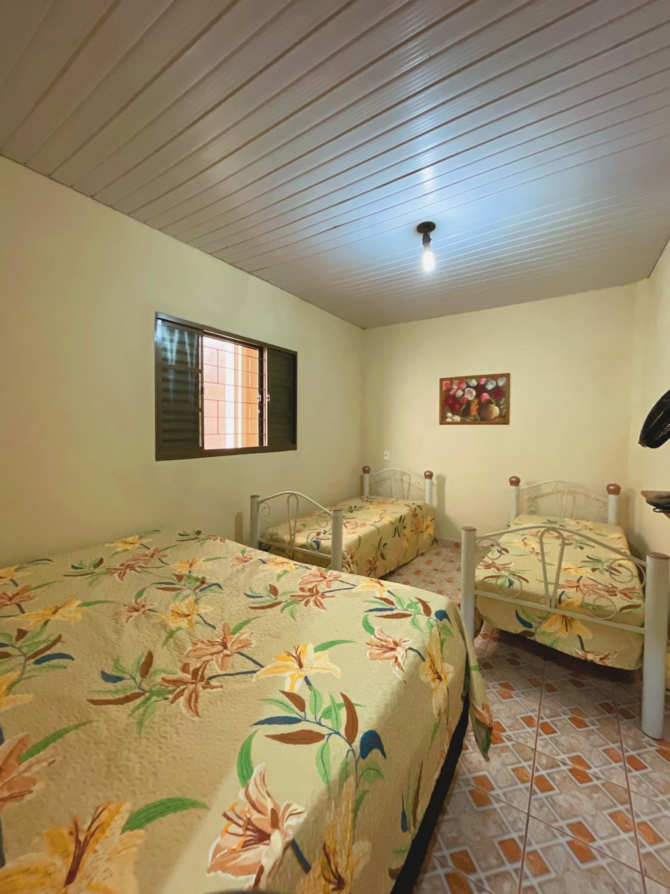 Rancho Sossego - Casa a 100m do Lago Corumbá IV