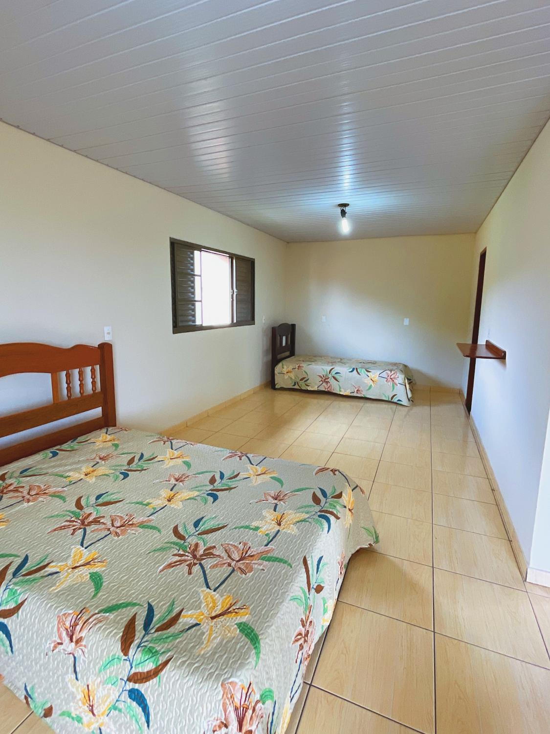 Rancho Sossego - Casa a 100m do Lago Corumbá IV