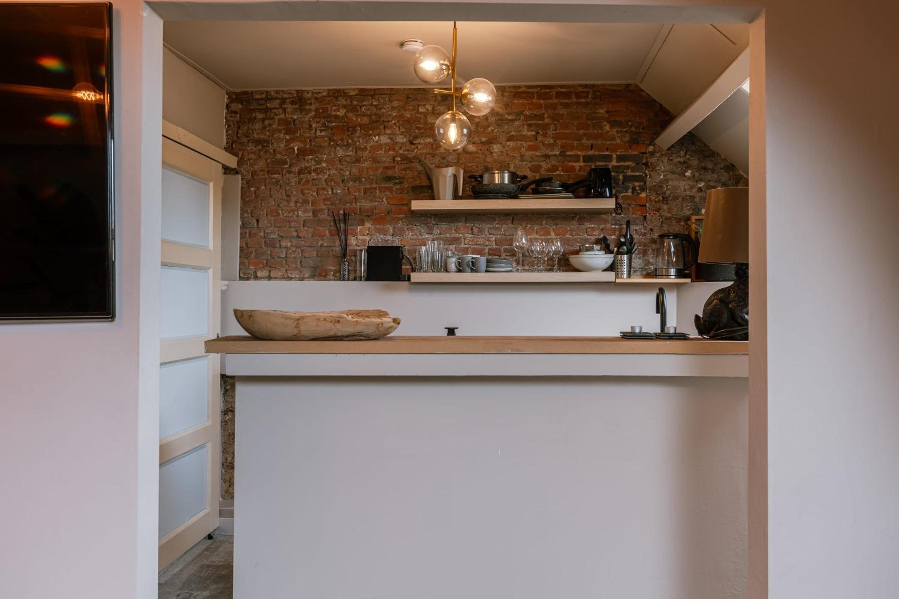 Chic rooftop apartment in Antwerp's shopping hub, pets are welcome